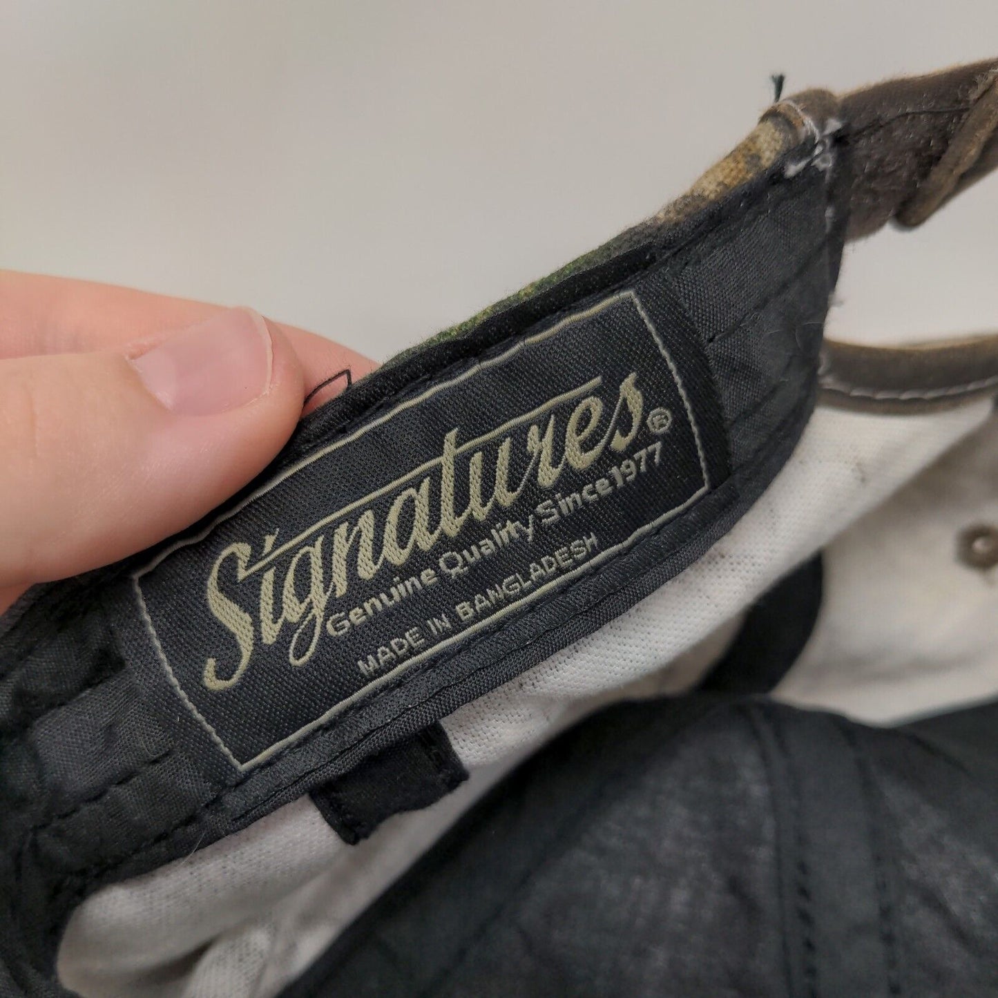 Realtree Strapback Hat Camouflage One Size Adjustable Embroidered Signatures