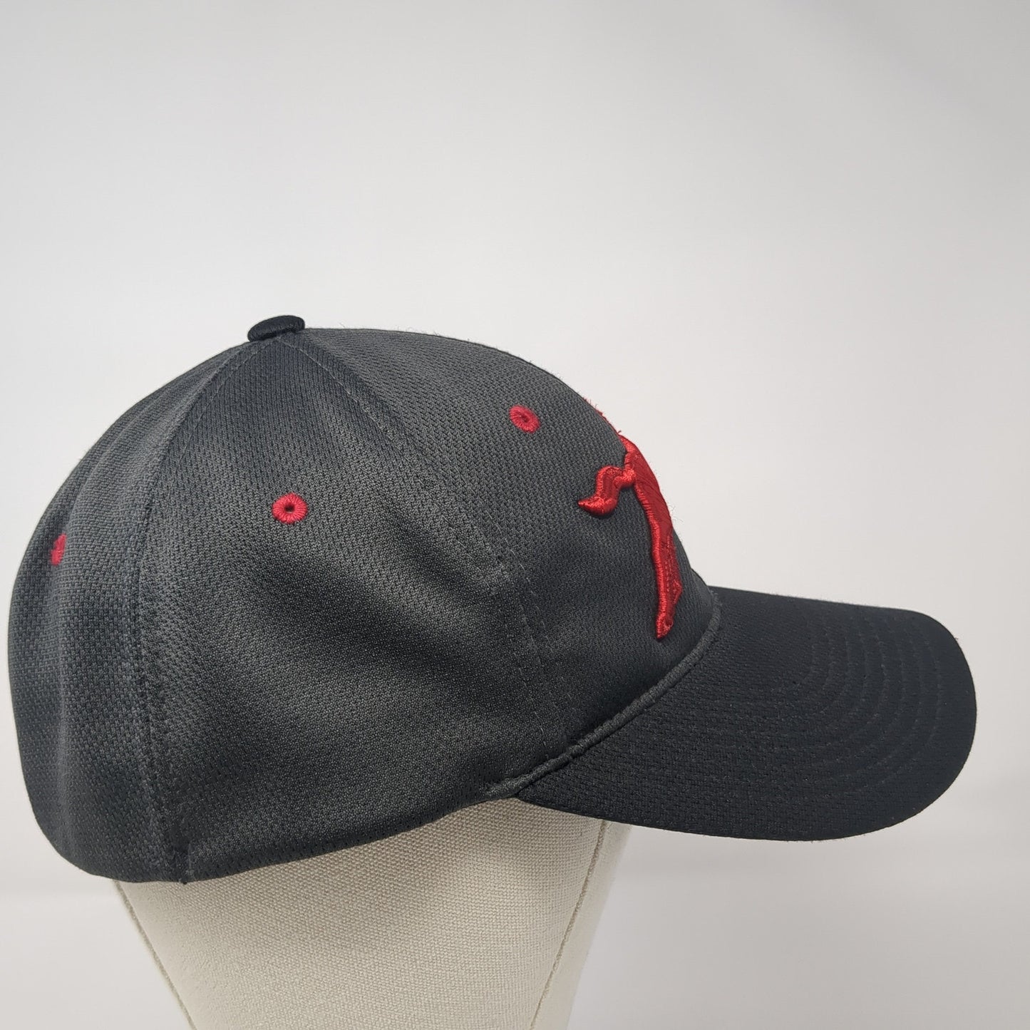 STJOMO Mustang Fitted Hat Gray XL Embroidered Logo Zephyr 6 Panel