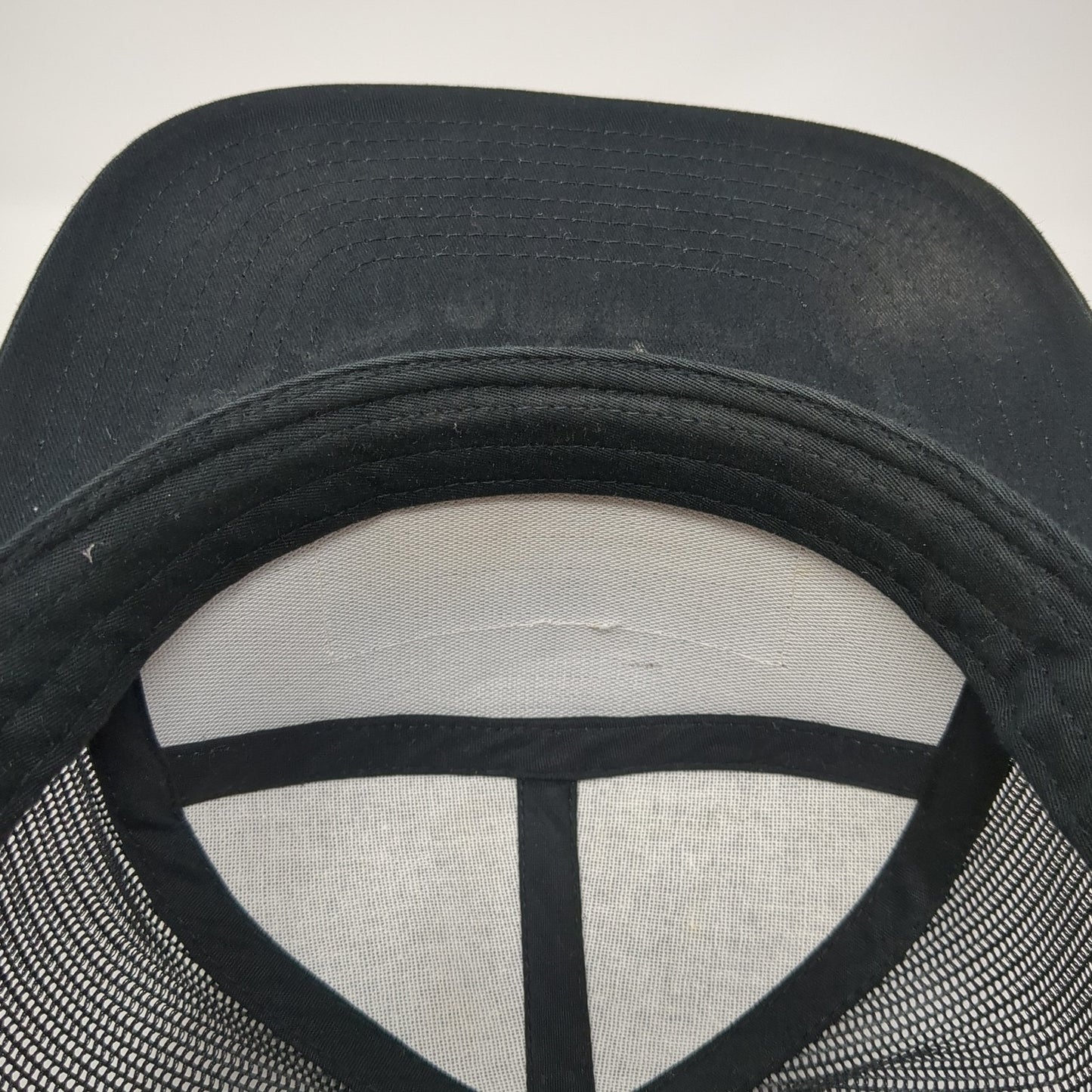 Idaho Gun Strapback Trucker Hat Black One Size Mesh Back Richardson