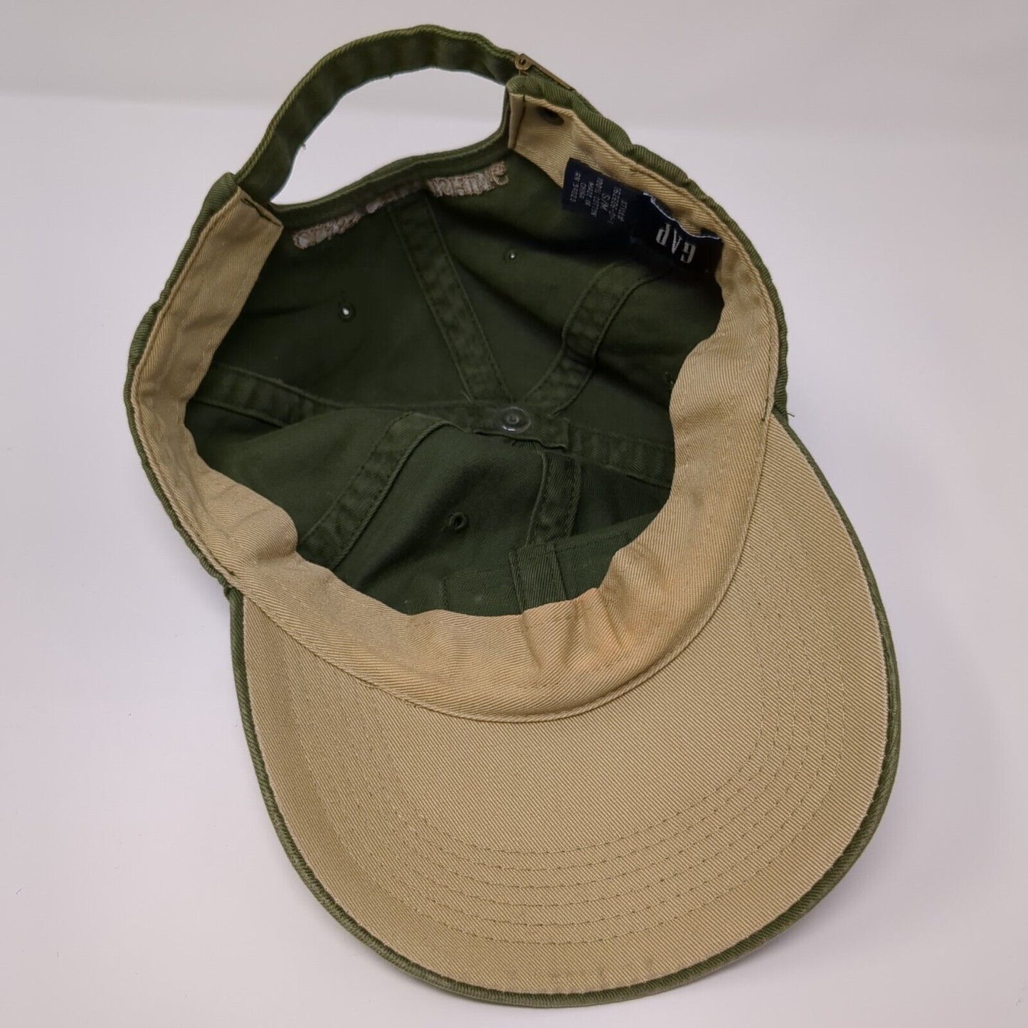 Fresh Water Trout Classic Fly Fishing Slideback Hat Green S/M Embroidered Gap