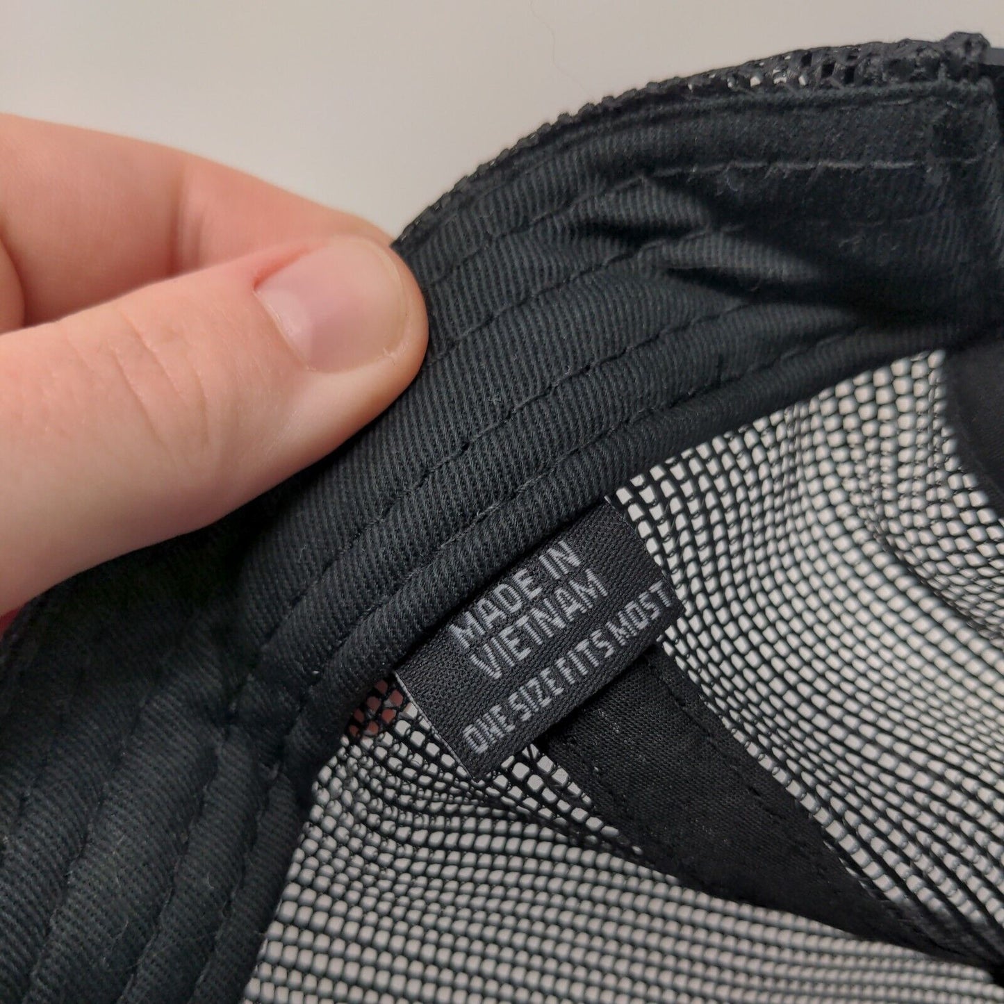 Scheels American Flag Snapback Trucker Hat Tan OSFM Mesh Back 6 Panel