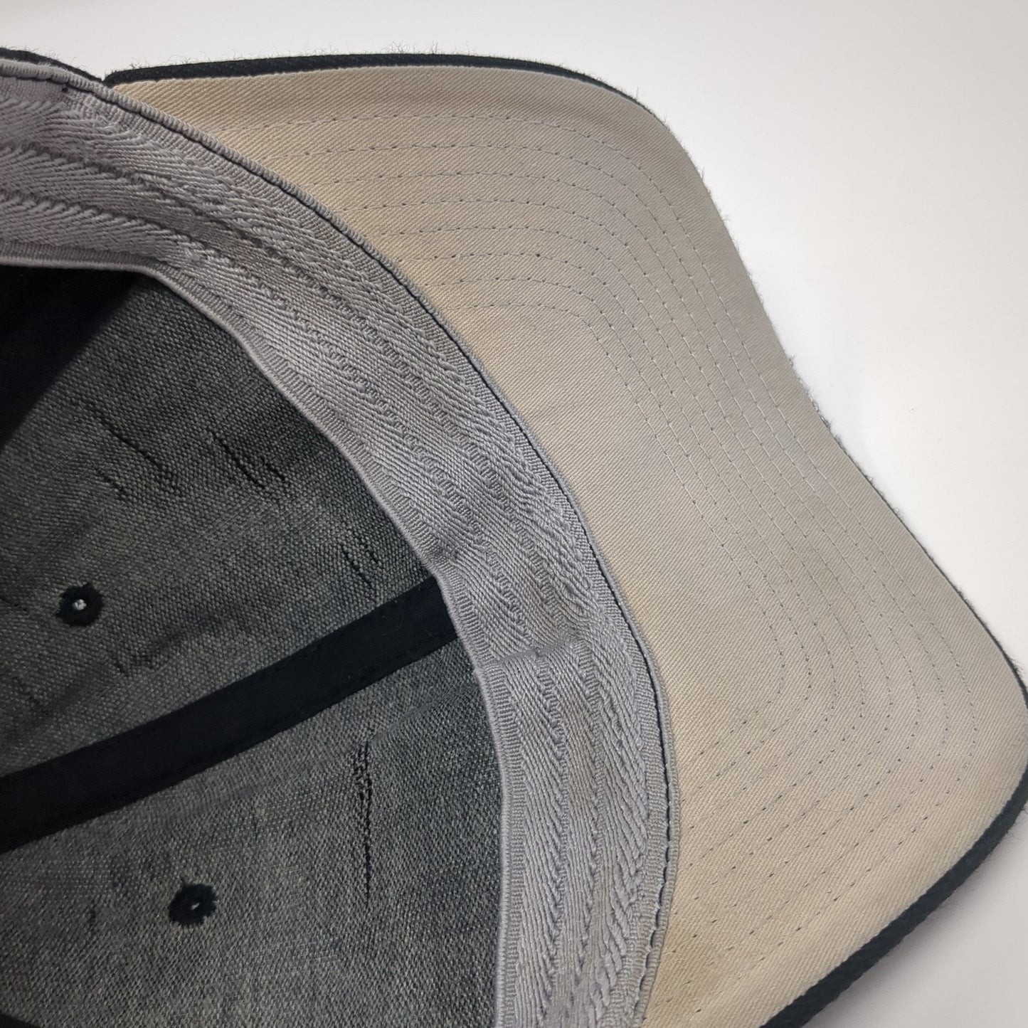 Richardson Fitted Baseball Cap Black One Size Lightweight 6 Panel Blank