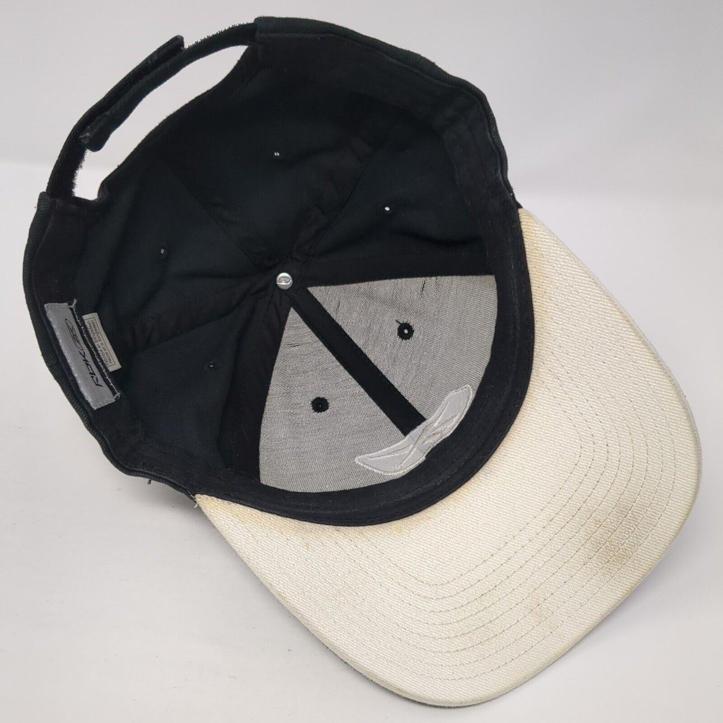 Reebok Strapback Hat Black One Size Adjustable Embroidered Logo 6 Panel