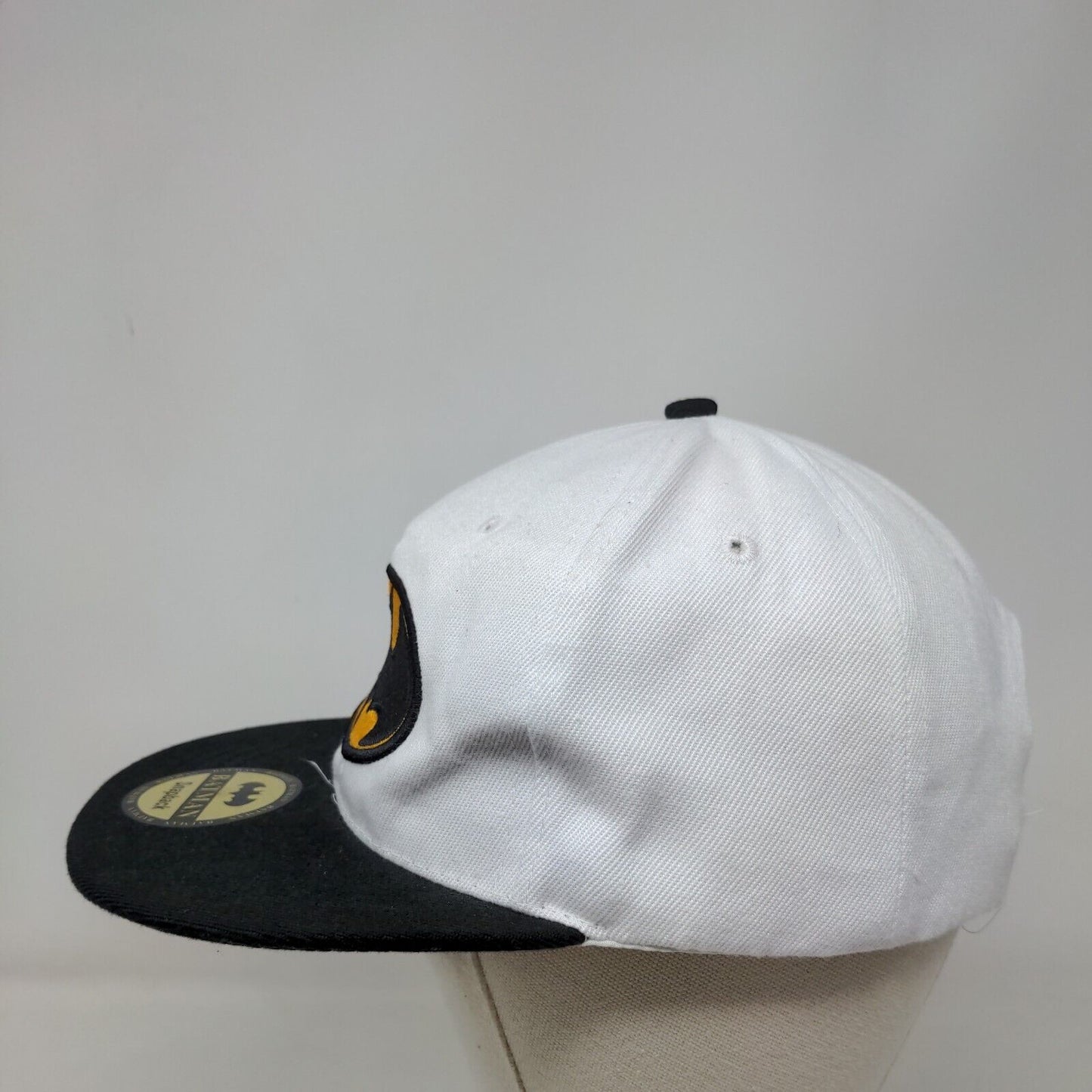Batman Snapback Hat White One Size Adjustable Embroidered Vented Holes 6 Panel