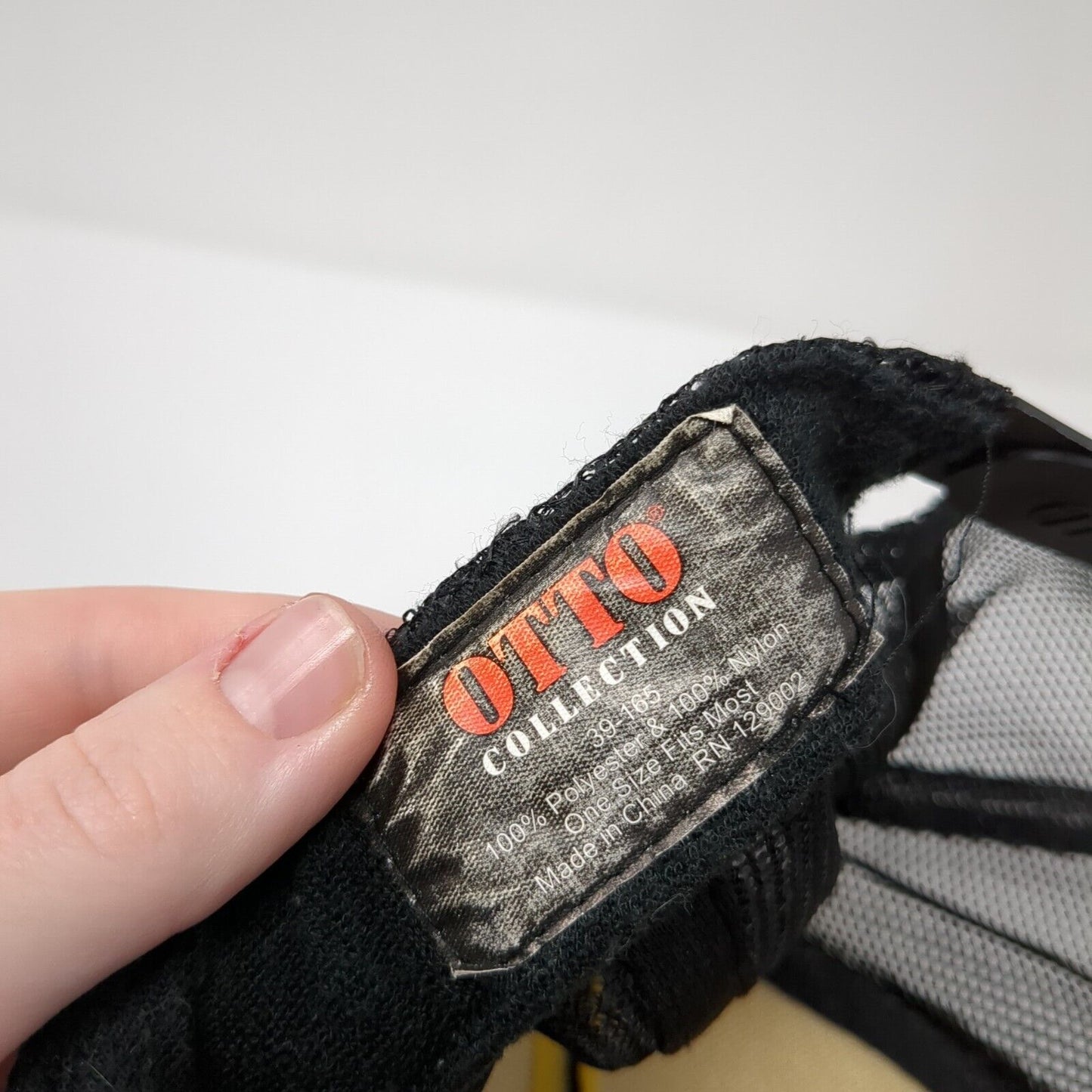 Groom Snapback Trucker Hat Black One Size Adjustable Mesh Back Rope Otto