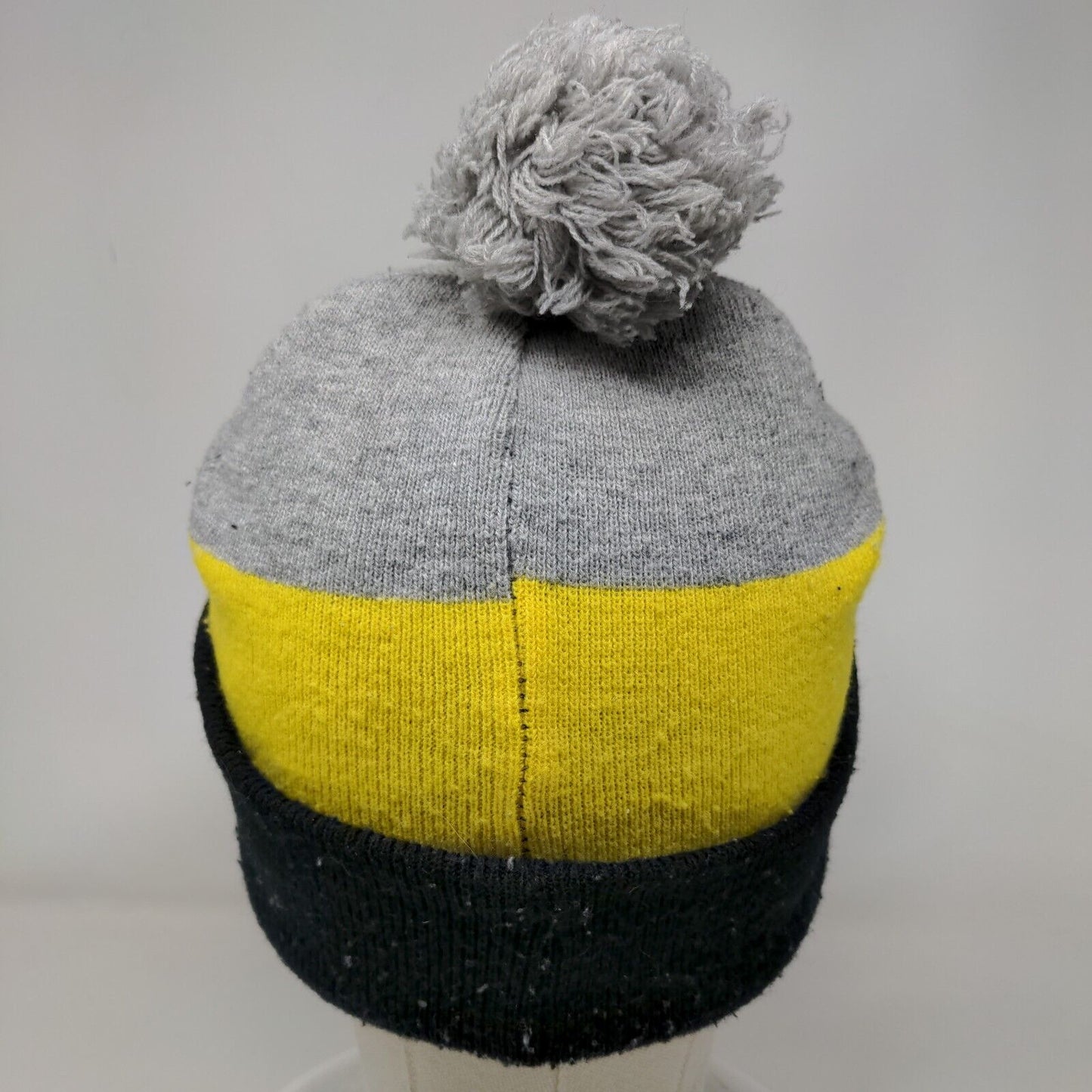 Batman Beanie Hat Multicolor OSFM Knitted Stretch Pom Pom Fleece Acrylic