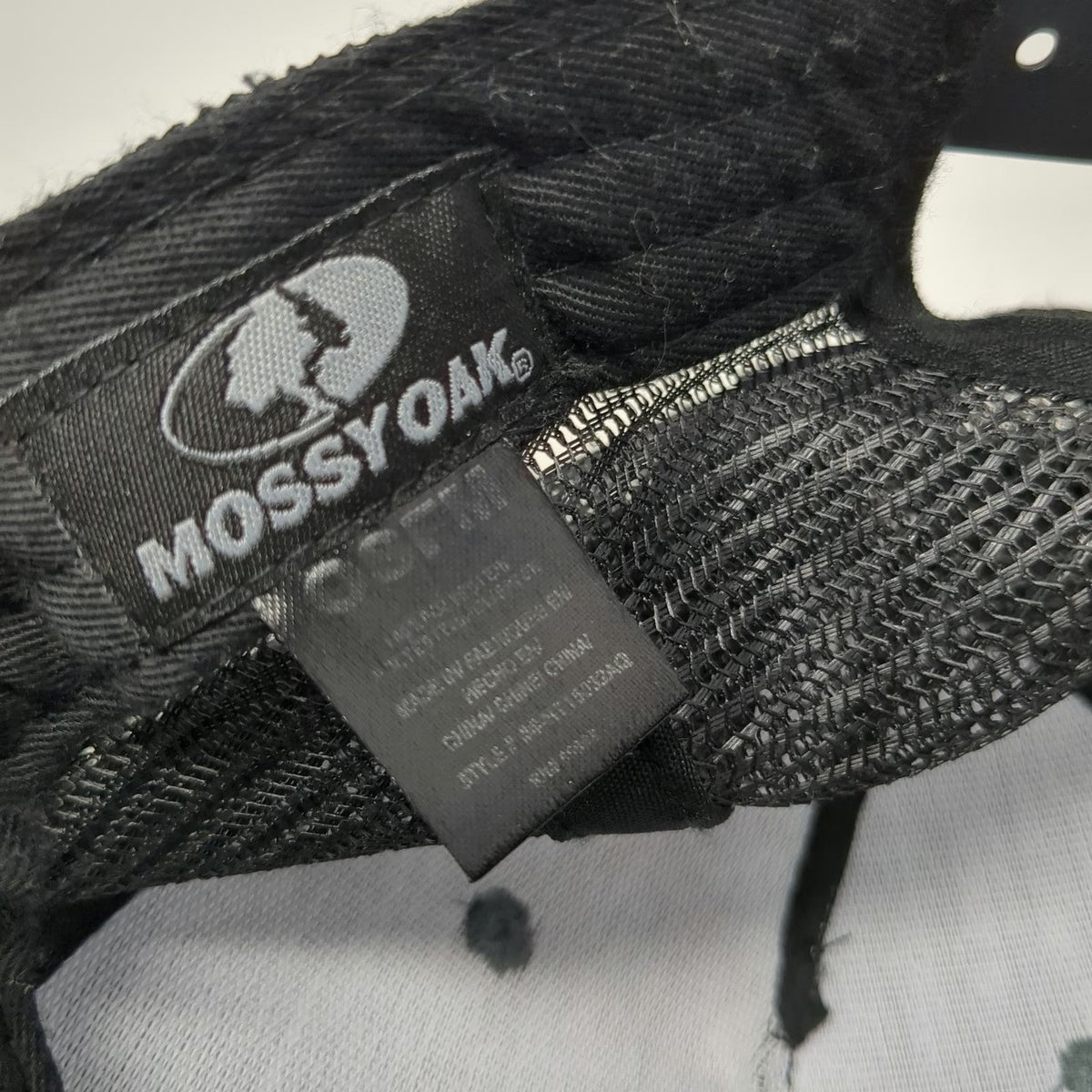 Mossy Oak Trucker Hat Gray One Size Tactical Logo Mesh Back Snapback Youth