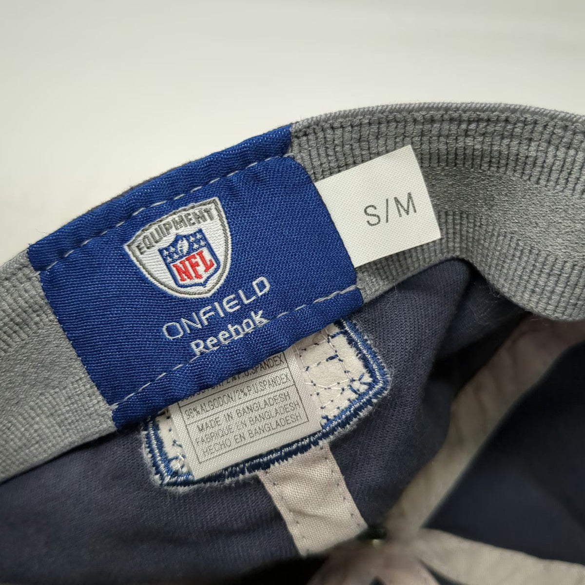 New England Patriots NFL Reebok Blue Size S/M Cap Speckled Brim Stretch Fit