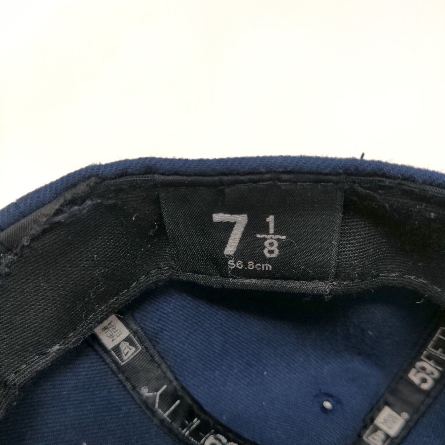 New Era Men's Fitted Hat Blue 7 1/4 Embroidered Dallas Cowboys Logo 59Fifty Logo
