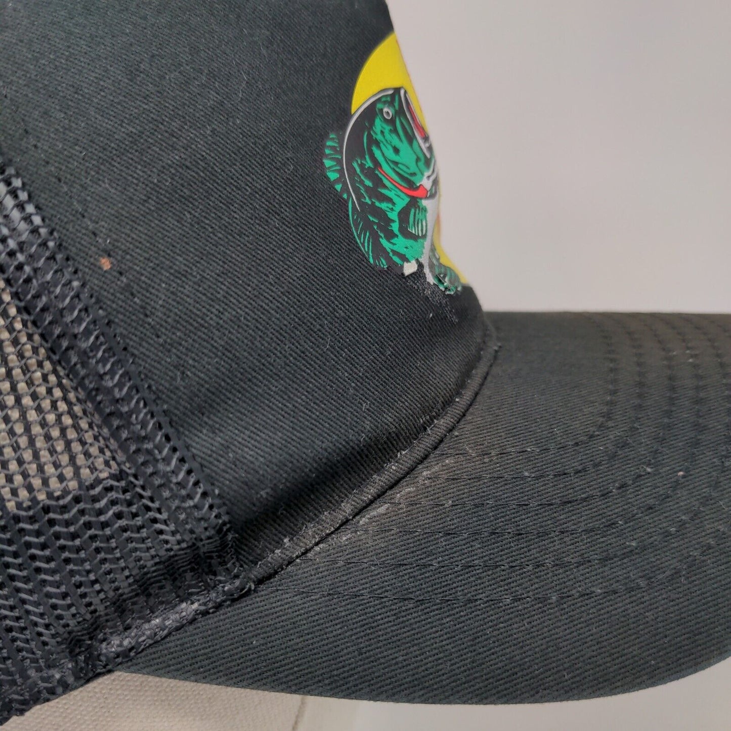 Bass Pro Shops Snapback Mesh Back Trucker Hat Black OSFM Fishing Outdoor