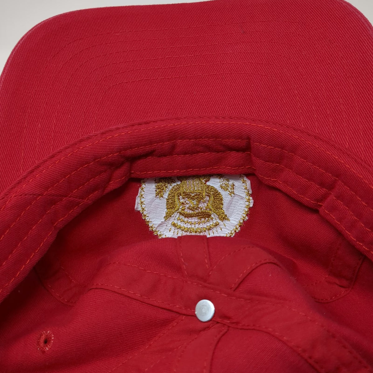 Baseball Cap Red One Size Great Seal US Eagle White House Association Hat Gold