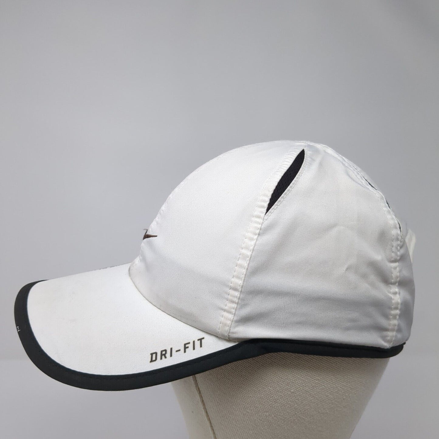 Yakima Tennis Club Strapback Hat White One Size Nike Featherlight