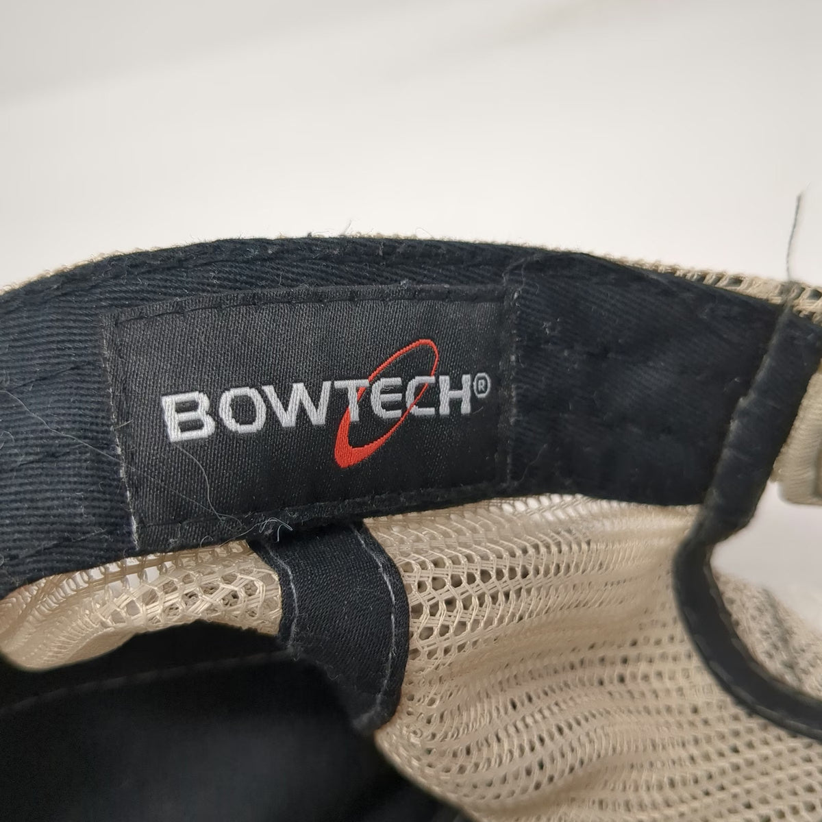 BowTech Baseball Cap Black One Size Mesh Back Strapback Hunting Archery Hat