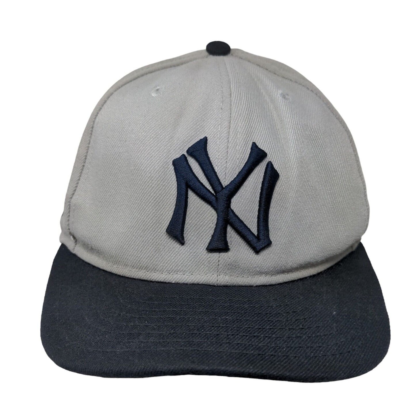 New York Yankees Fitted Hat Gray New Era 59Fifty 7 5/8 Embroidered Logo MLB