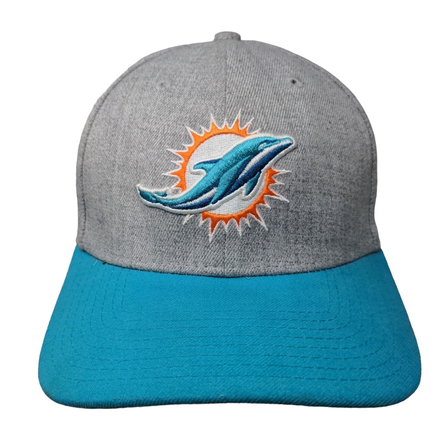 Miami Dolphins NFL Fitted Hat Gray Blue Size M Embroidered New Era 39Thirty
