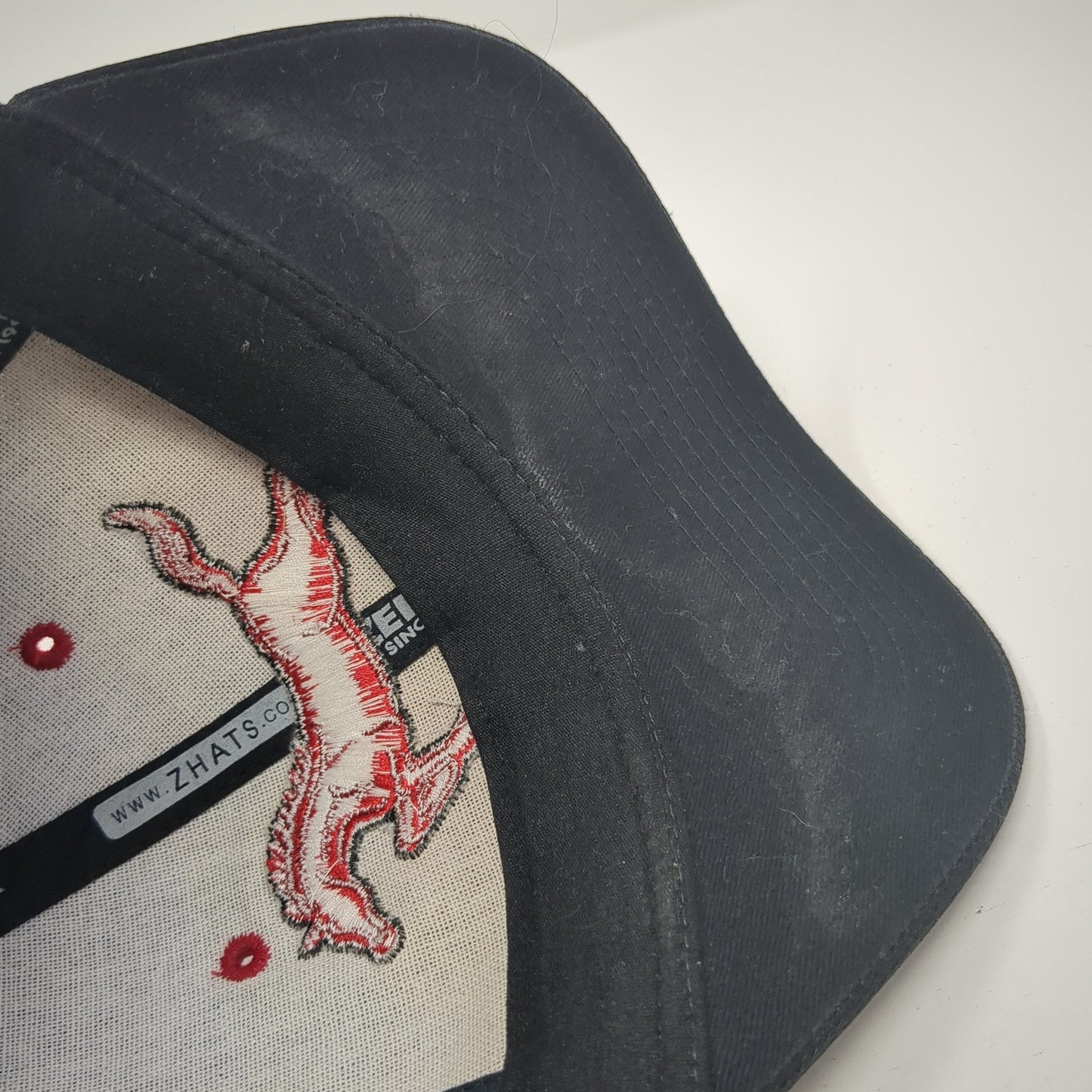 STJOMO Mustang Fitted Hat Gray XL Embroidered Logo Zephyr 6 Panel