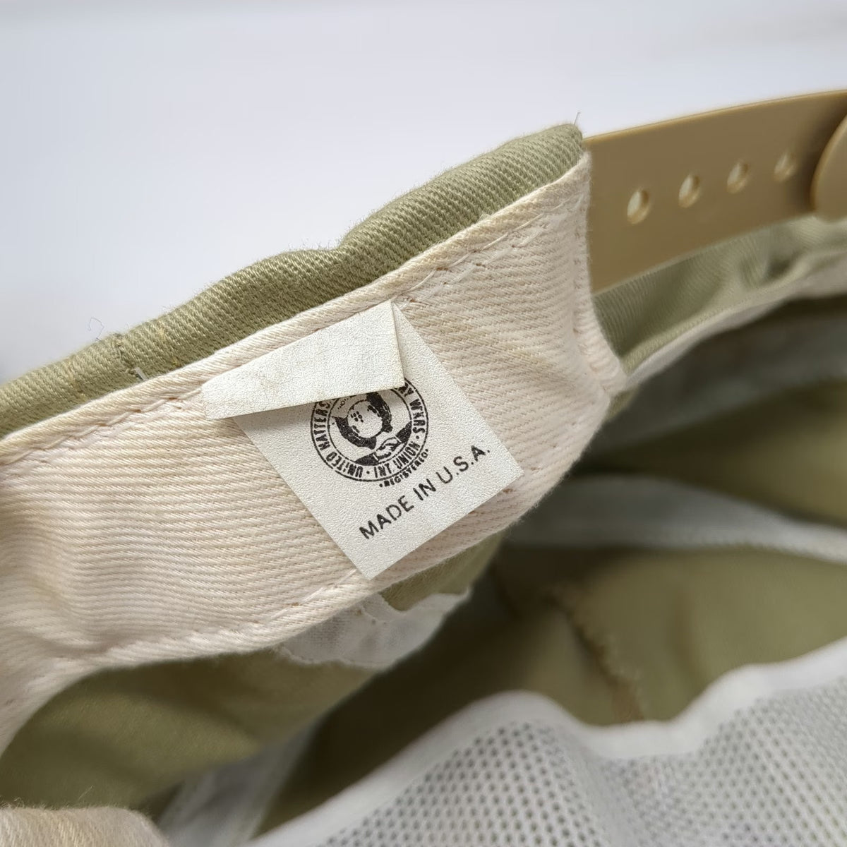 American Sportsman 5 Panel Hat Beige Snapback Buck Bass Made in USA Vintage
