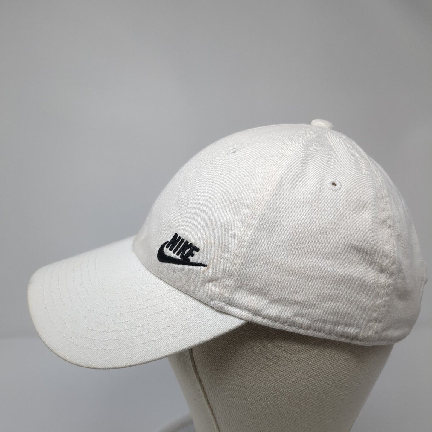 Nike Swoosh Slideback Hat White One Size Embroidered Adjustable Outdoor