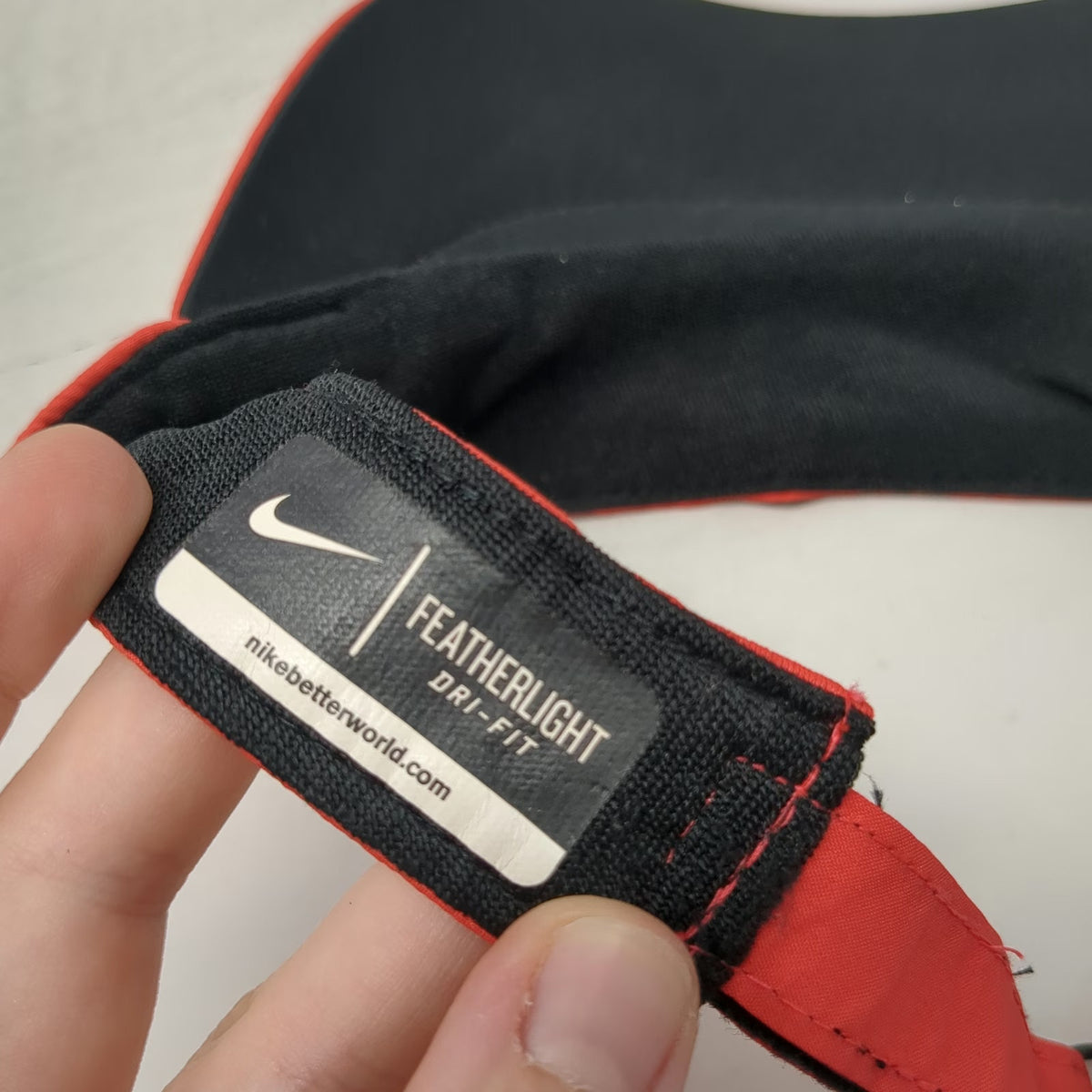 Nike Visor Red One Size Hat Dri-FIT Featherlight Performance Golf Tennis Sport