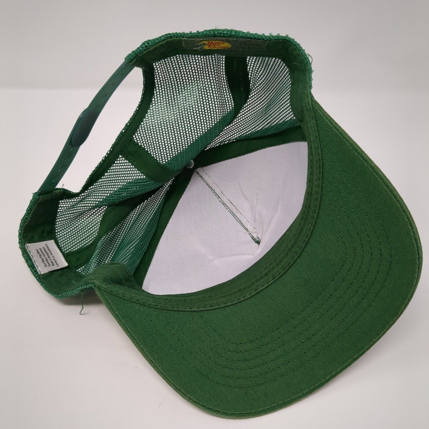 Bass Pro Shops Snapback Trucker Hat Green OS Adjustable Mesh Back Gone Fishing