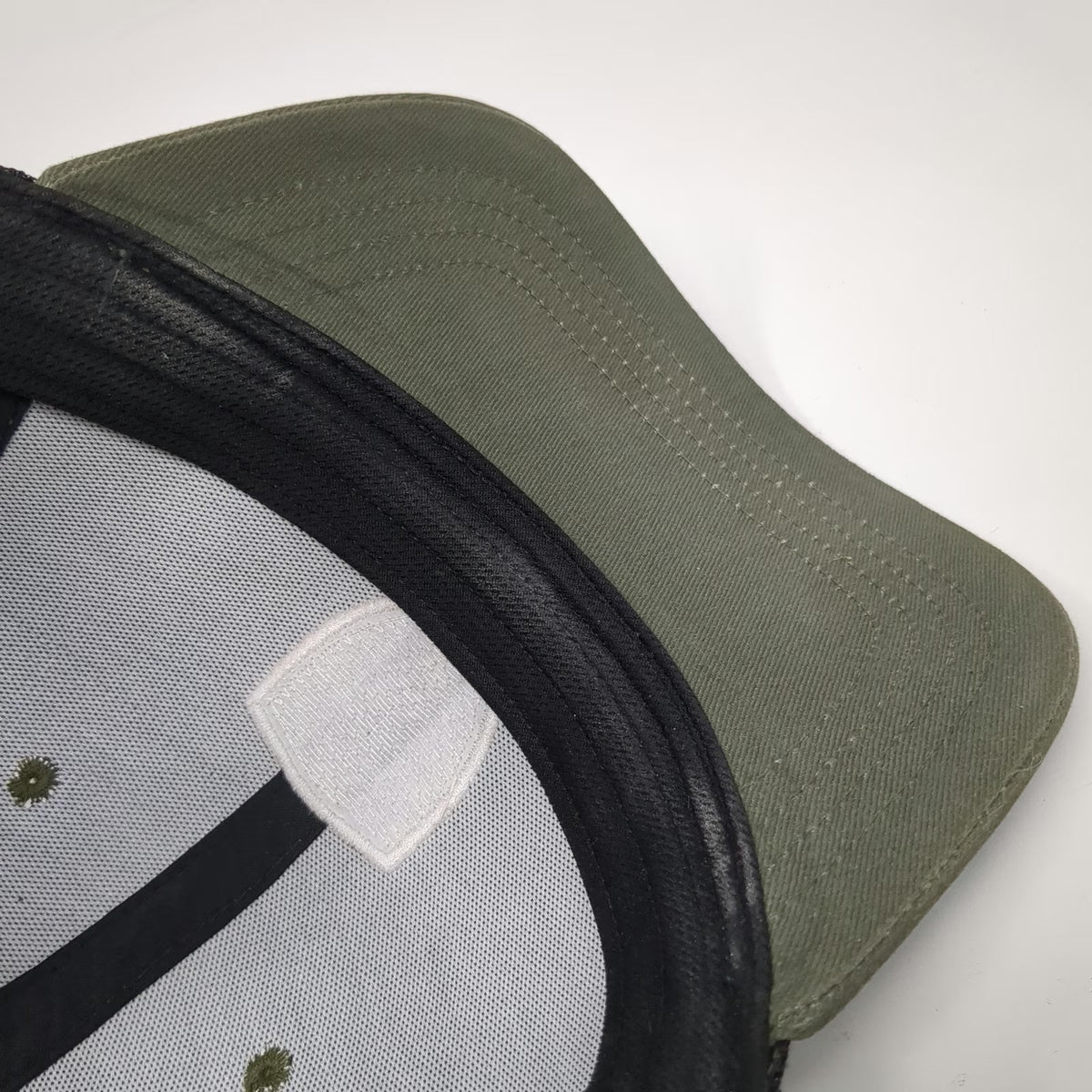 KÜHL Trucker Hat Green One Size Mesh Back Mountain Patch Snapback Curved Bill