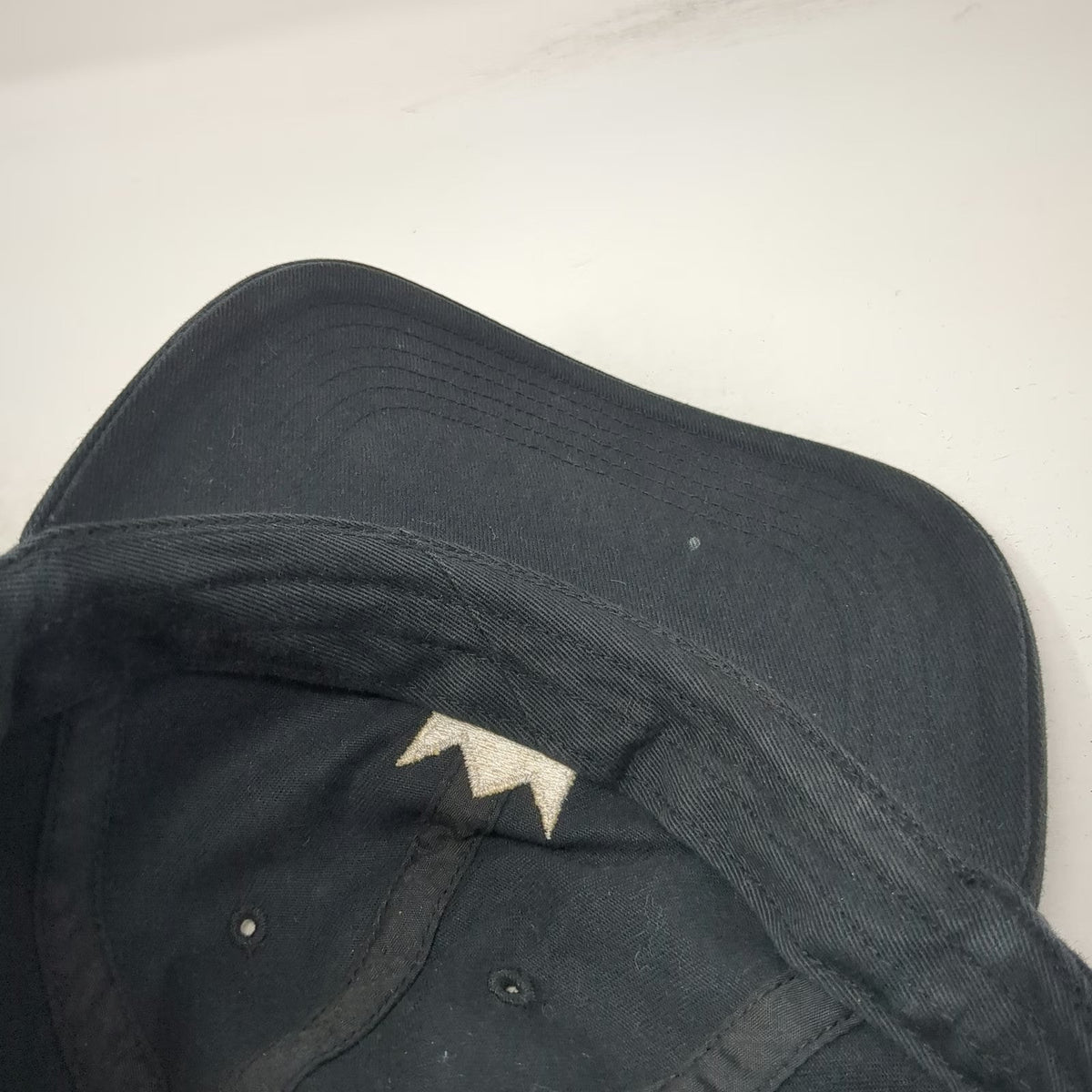 Black Baseball Cap One Size Crown Dear Sense Tour Hat Curved Brim Slideback