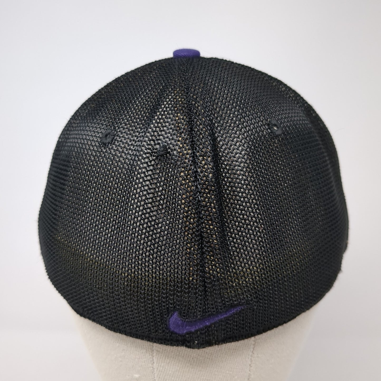 Washington Huskies Fitted Trucker Hat Purple One Size Lightweight Mesh Back Nike