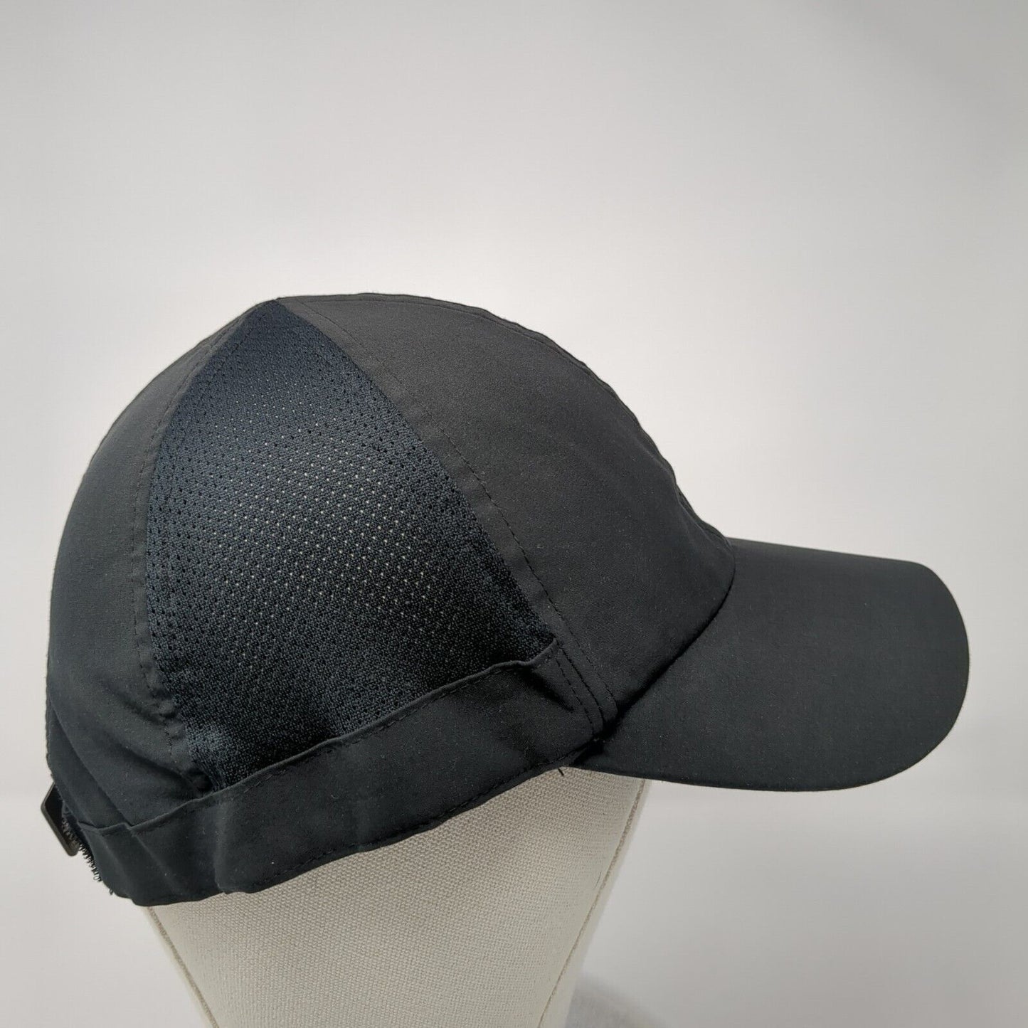 Under Armour Women's Strapback Hat Black One Size Adjustable Breathable Mesh