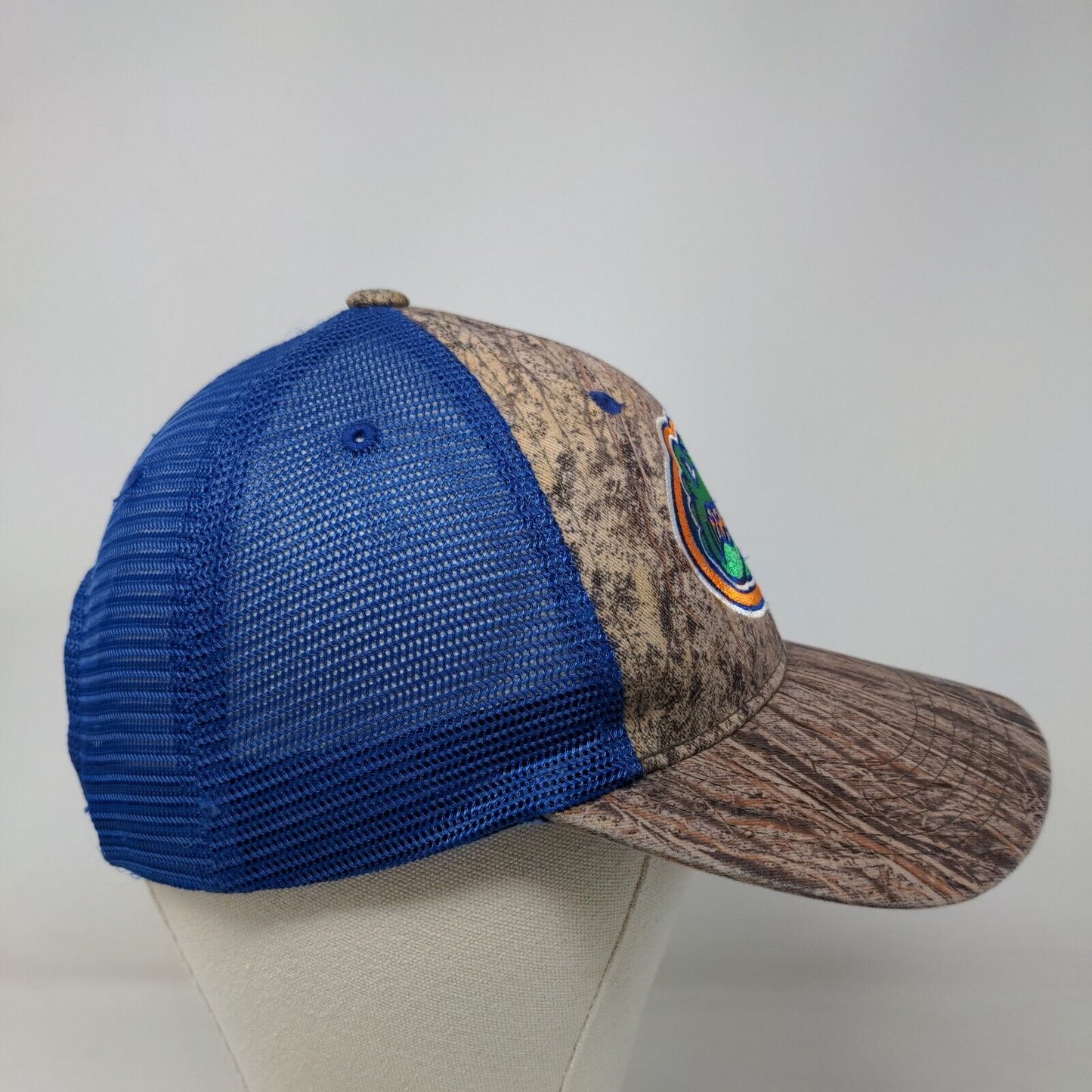 Captivating Headwear Men's Snapback Mesh Back Camo Hat Florida Gators Logo