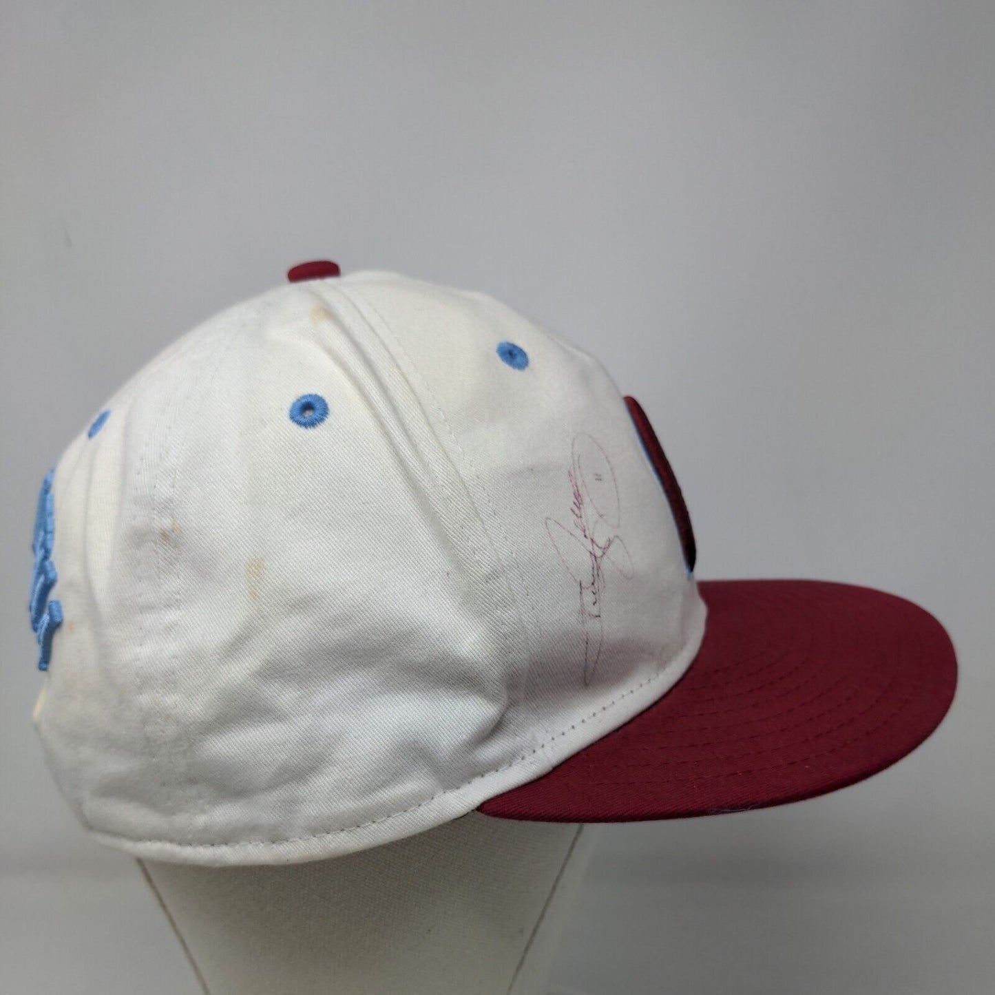 New Era Men's Snapback Hat White OSFM Embroidered Philadelphia Phillies Signed