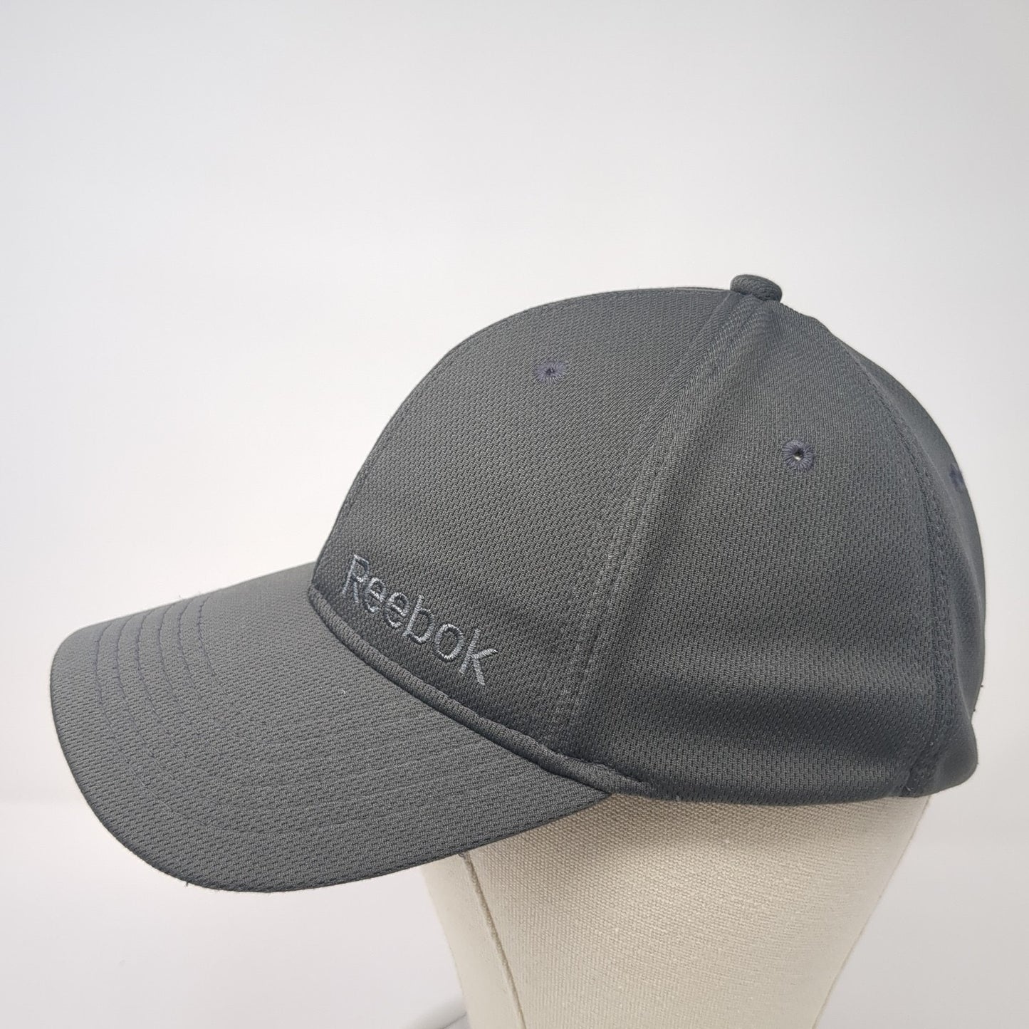 Reebok Fitted Hat Gray Large Embroidered Stretch Solid Vent Holes
