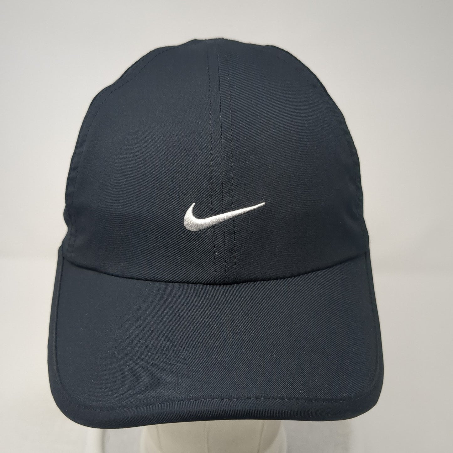 Nike Swoosh Strapback Hat Black One Size Embroidered Logo Featherlight