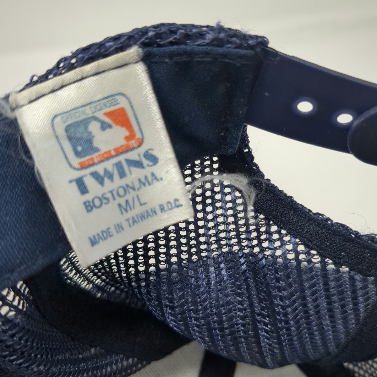 Minnesota Twins MLB Baseball Blue L Trucker Hat Mesh Snapback Vintage