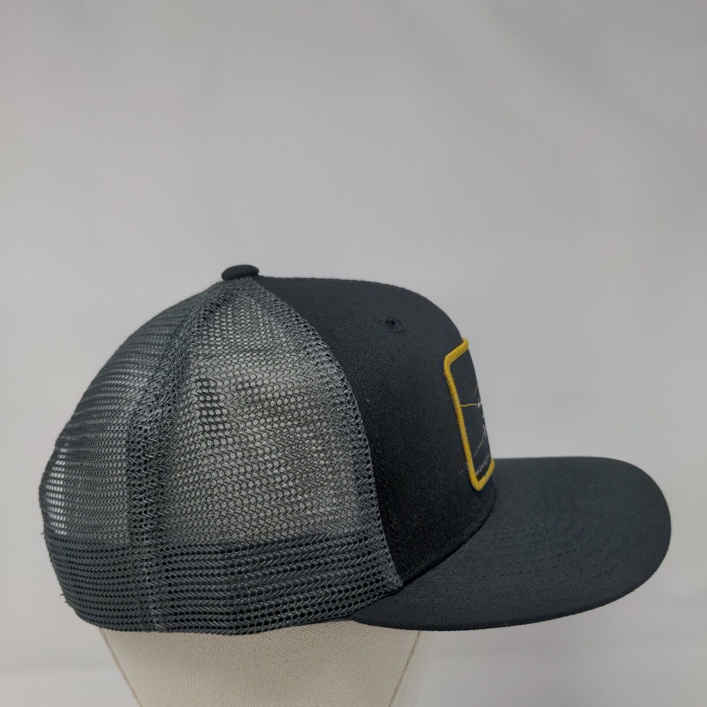 Anelare Washington Wine Snapback Trucker Hat Black One Size Adjustable