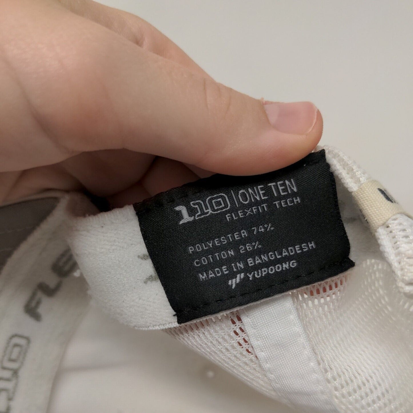 Link Soul Snapback Trucker Hat White One Size 110 Flexfit Tech Mesh Back Yupoong