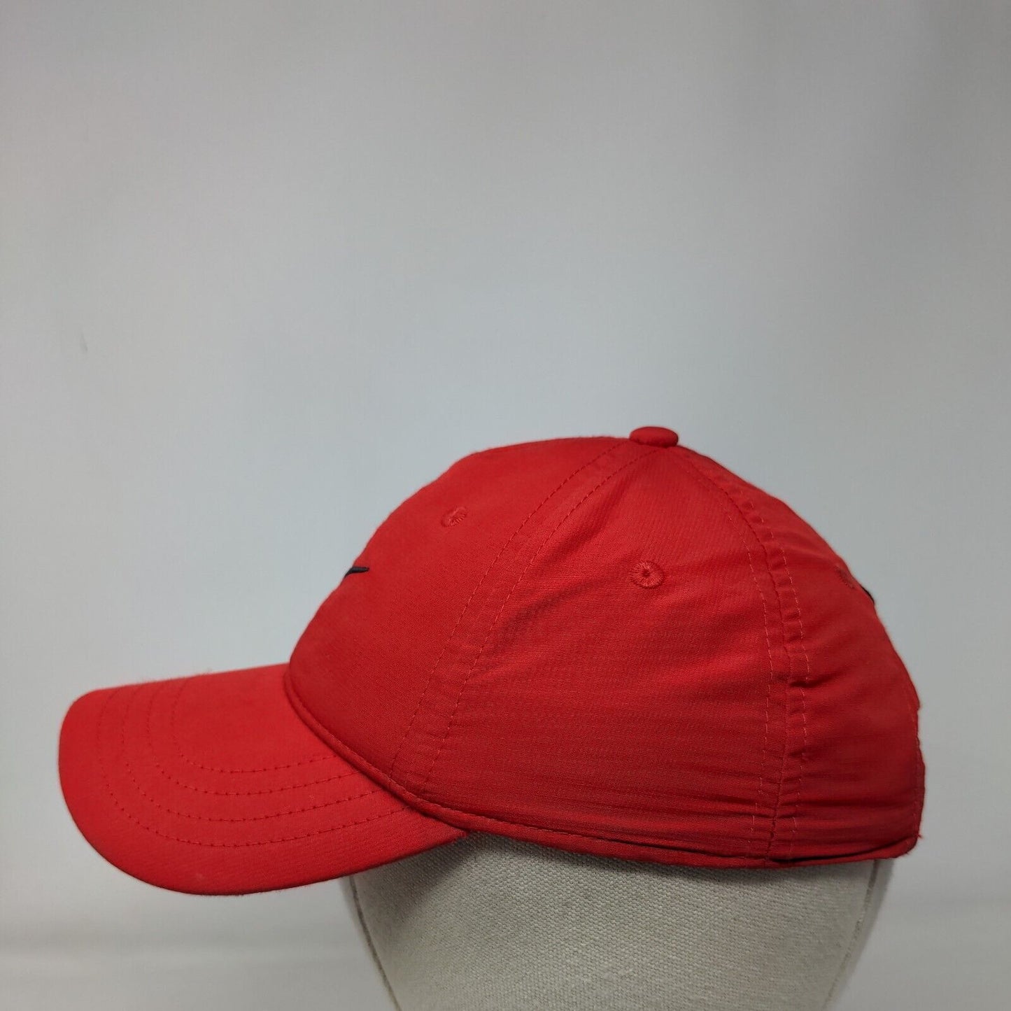 Nike Swoosh Just Do It Strapback Hat Red 4-7 Embroidered Dri-Fit 6 Panel