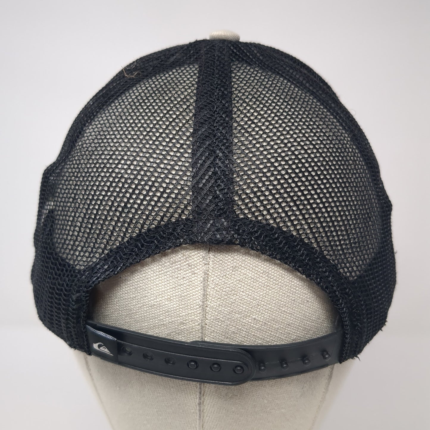 Quiksilver Snapback Trucker Hat Gray One Size Adjustable Embroidered Mesh Back