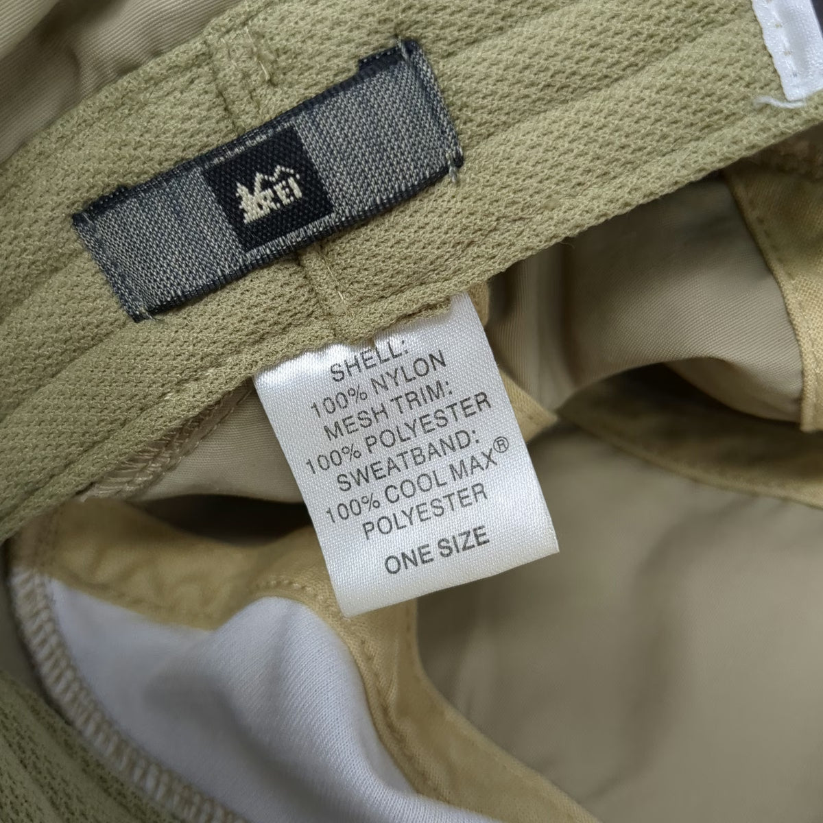 REI Baseball Cap Beige One Size Sun Cape Mesh Reflective Neck Shield Nylon Hat