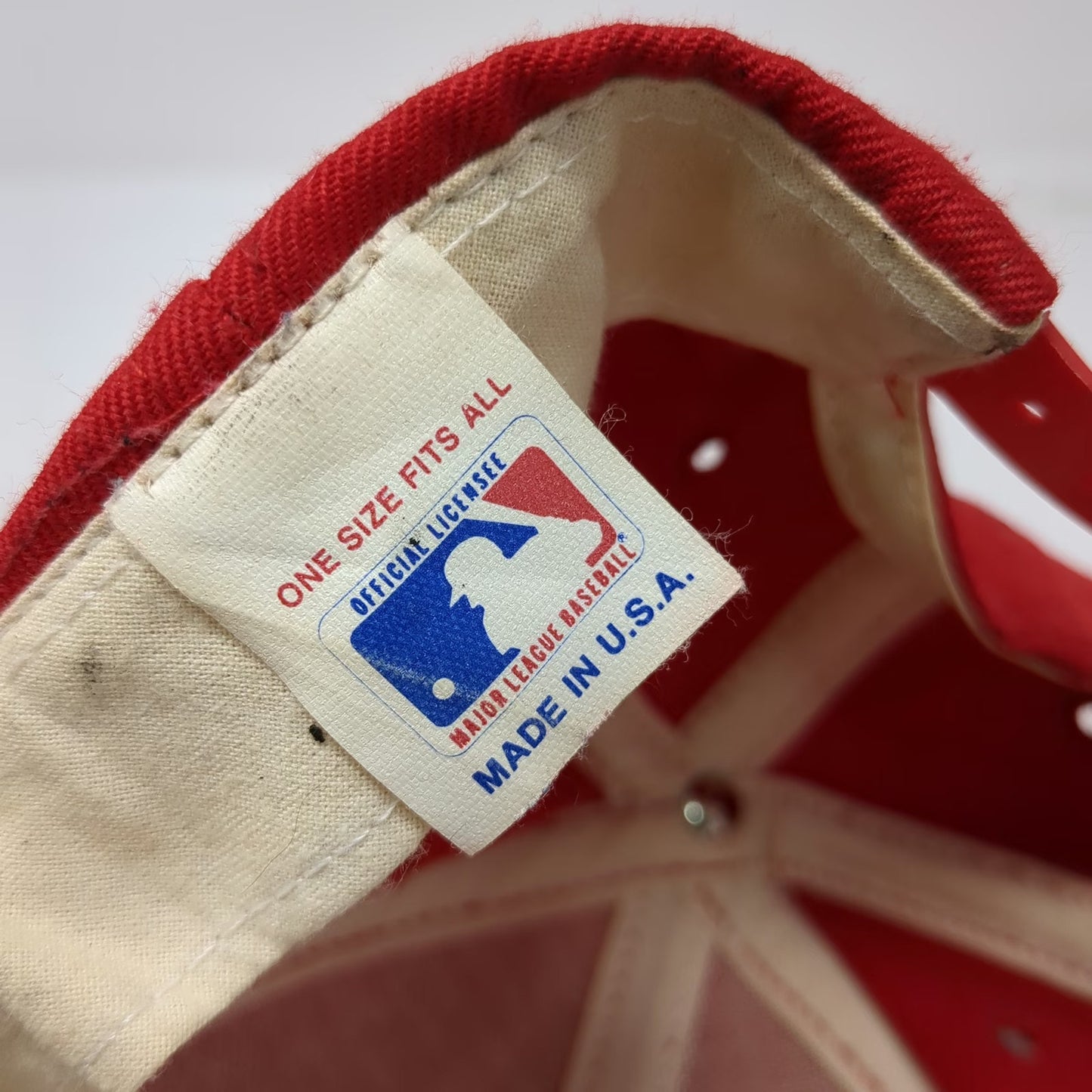 Universal Snapback Red Phillies MLB Baseball Flat Brim USA Made Hat P Vintage