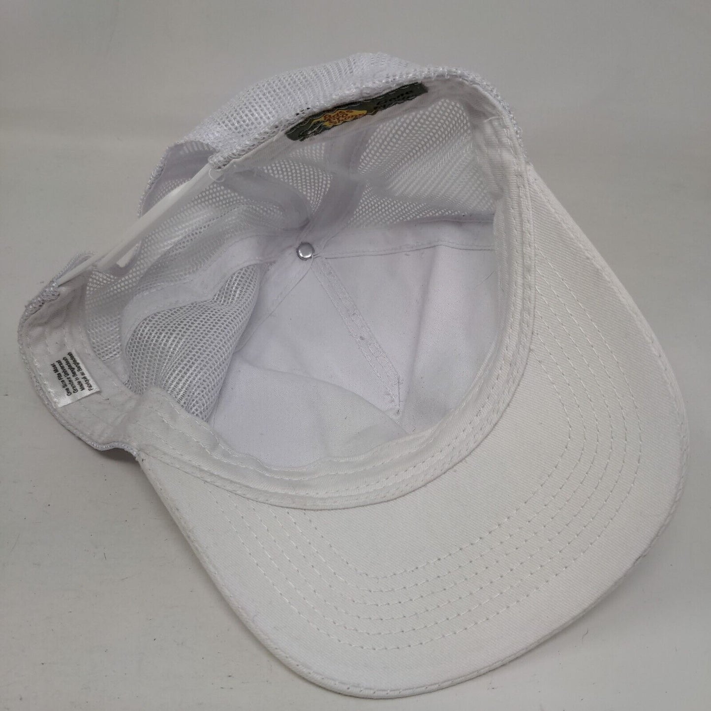 Bass Pro Shops Snapback Trucker Hat White OSFM Adjustable Mesh Back Gone Fishing
