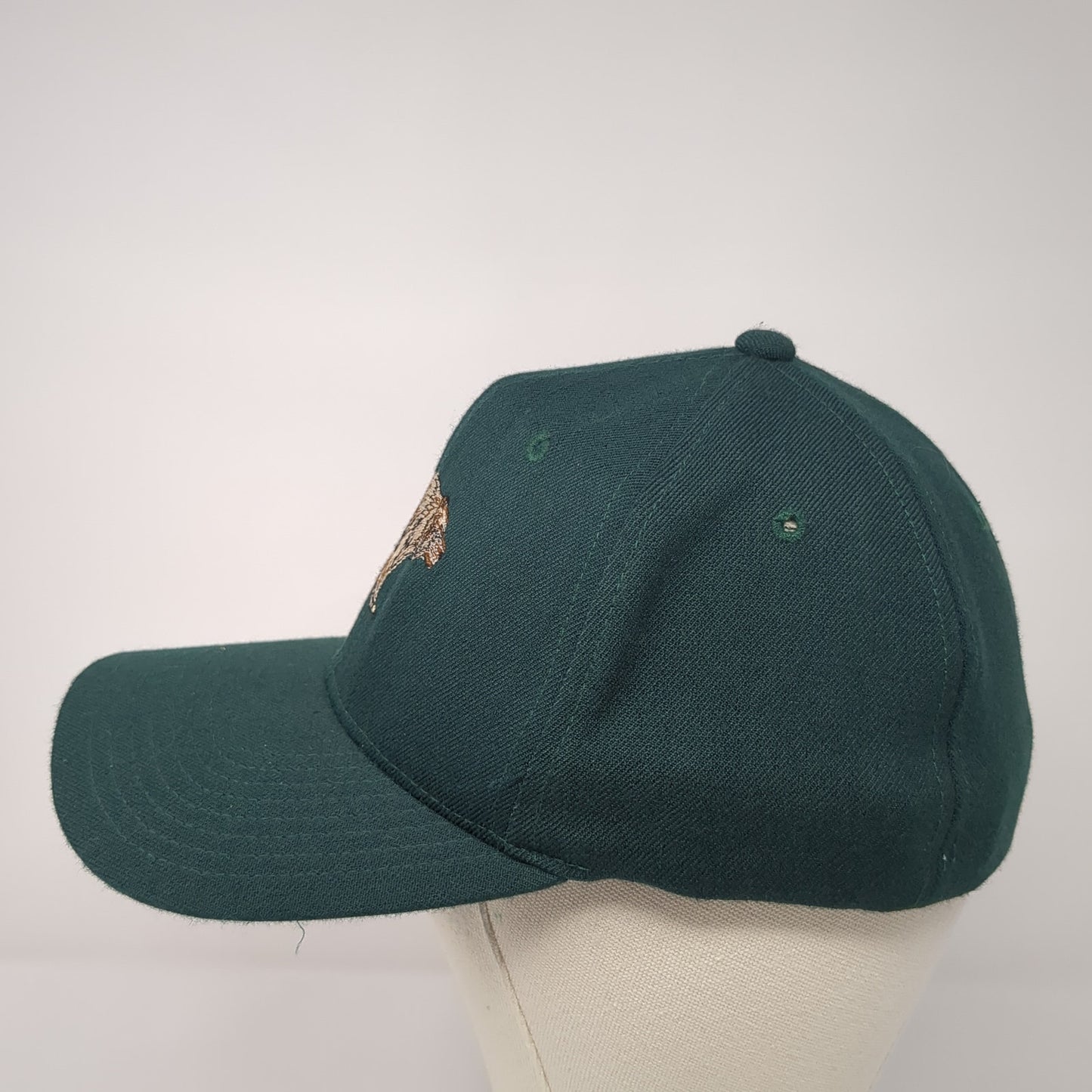 Grizzly Bear Fitted Hat Green One Size Embroidered Flexfit Yupoong