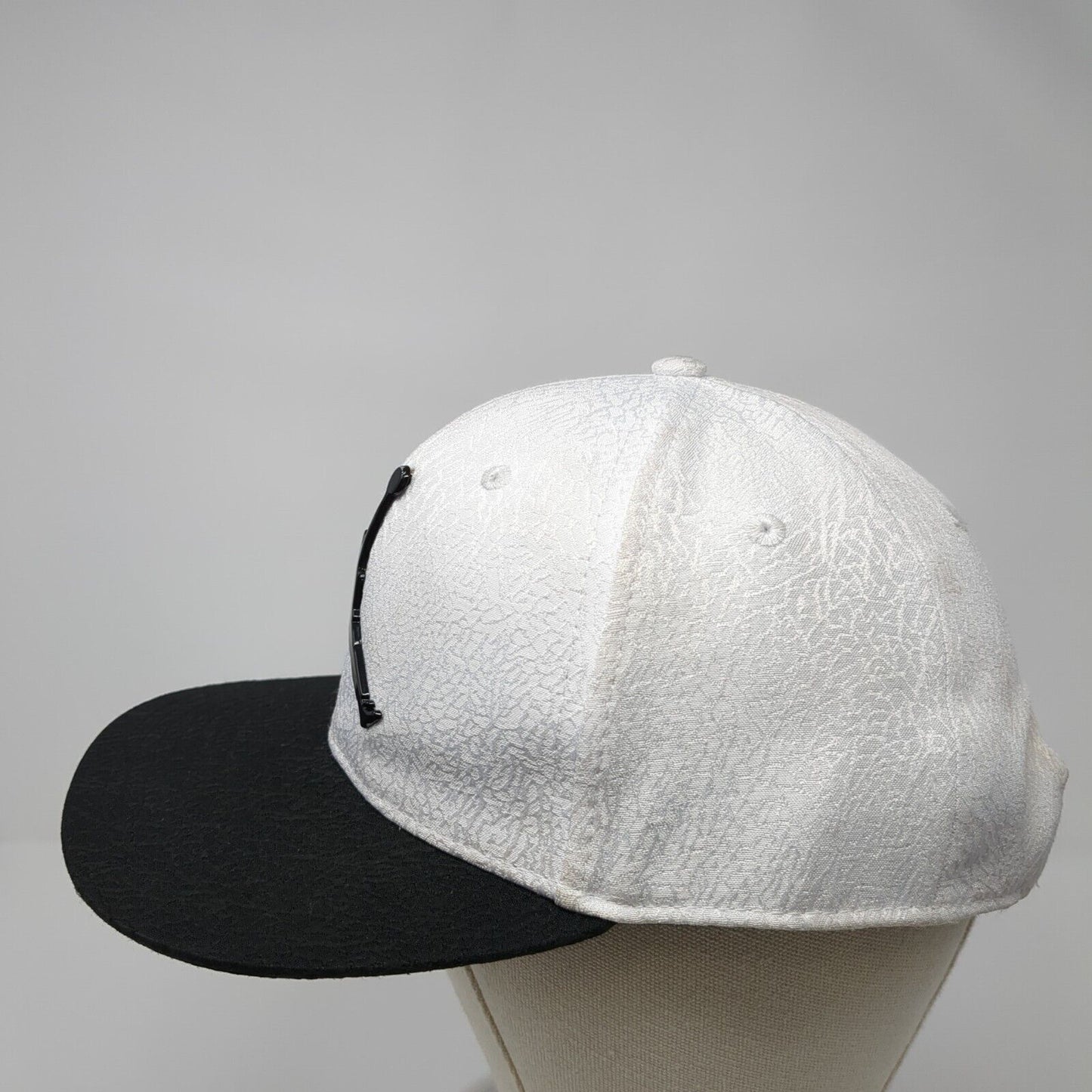 Jordan Jumpman Metal Logo Snapback Hat White Youth One Size Colorblock