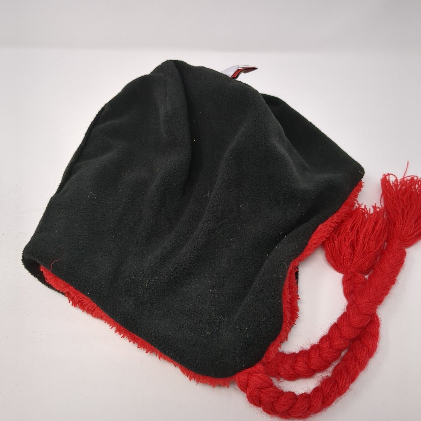 Angry Birds Fleece Beanie Hat Red One Size Lined Braided Embroidered