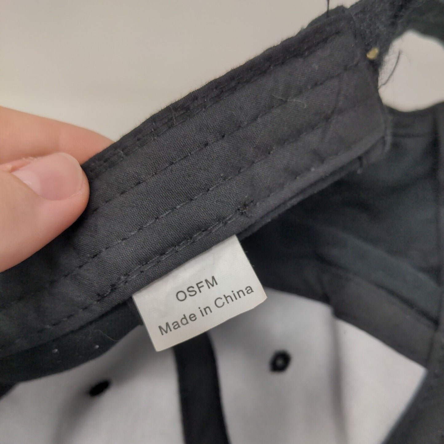 Unbranded Strapback Hat Solid Black OSFM Adjustable Vent Holes Blank