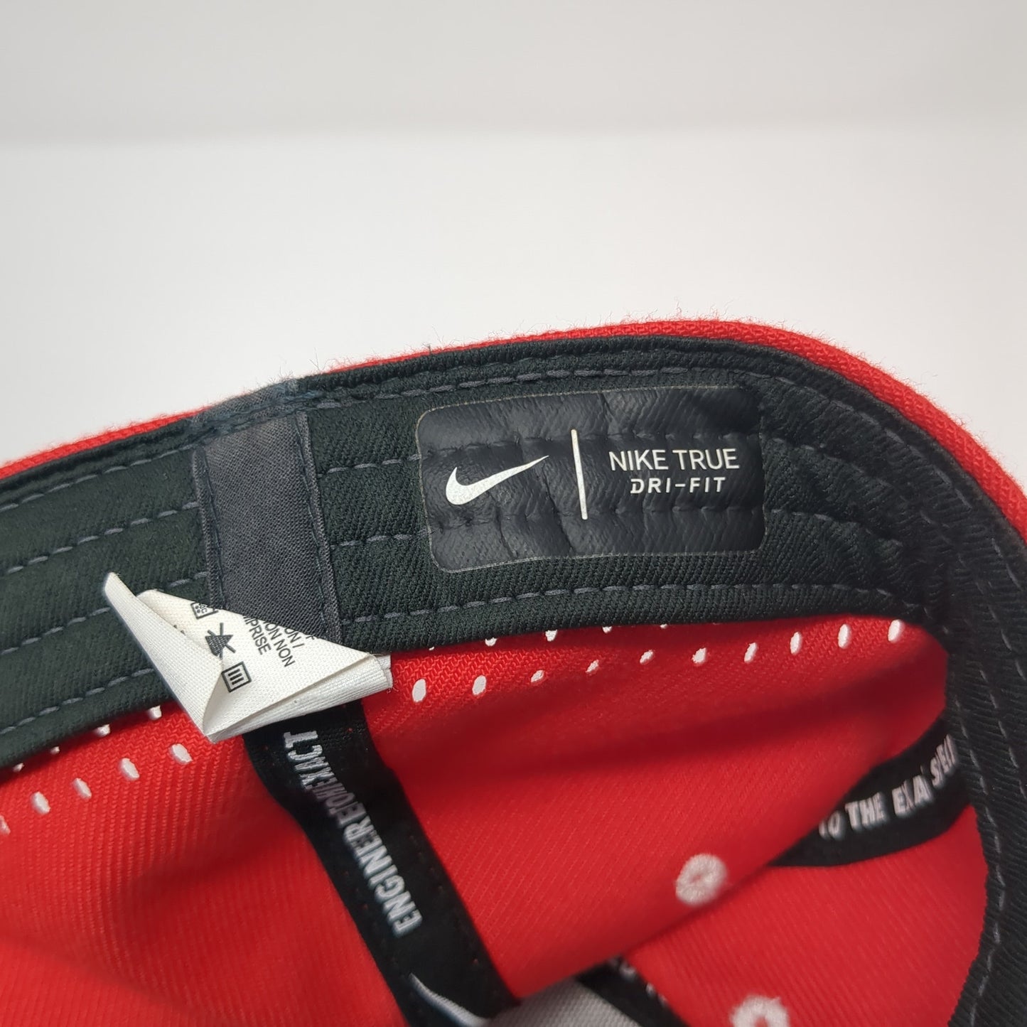 Storm Fitted Hat Red Medium Embroidered Laser Cut Nike True Dri-Fit