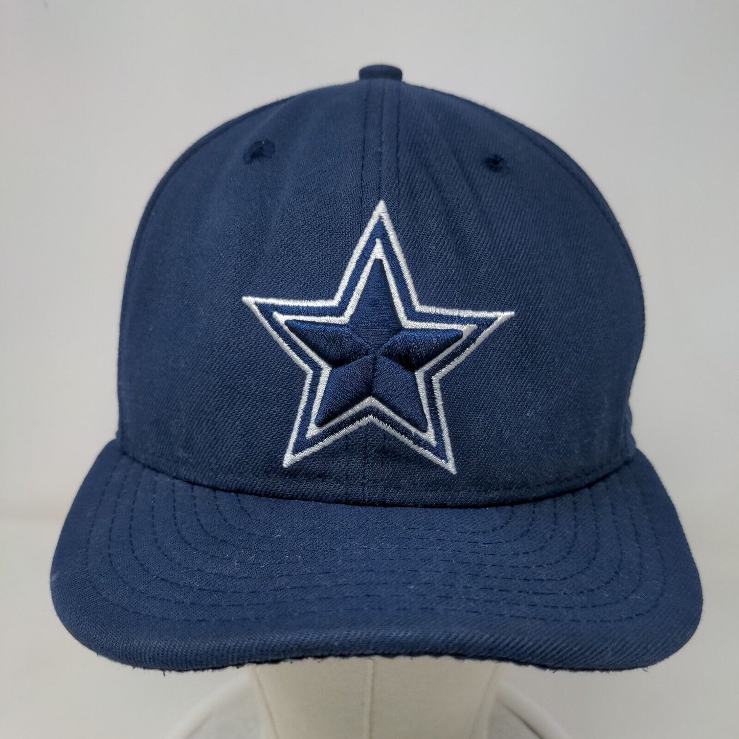 New Era Men's Fitted Hat Blue 7 1/4 Embroidered Dallas Cowboys Logo 59Fifty Logo