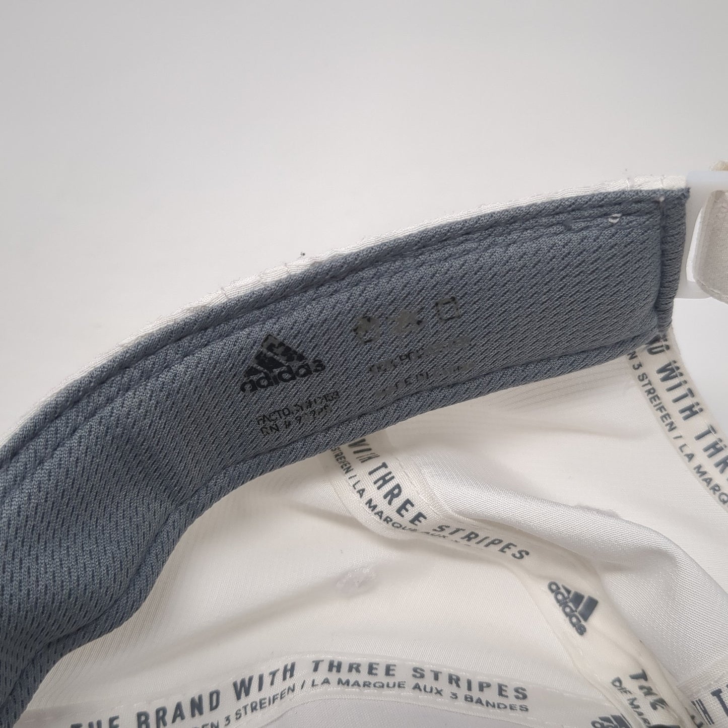 Adidas Strapback Baseball Cap White One Size Adjustable Embroidered 6 Panel