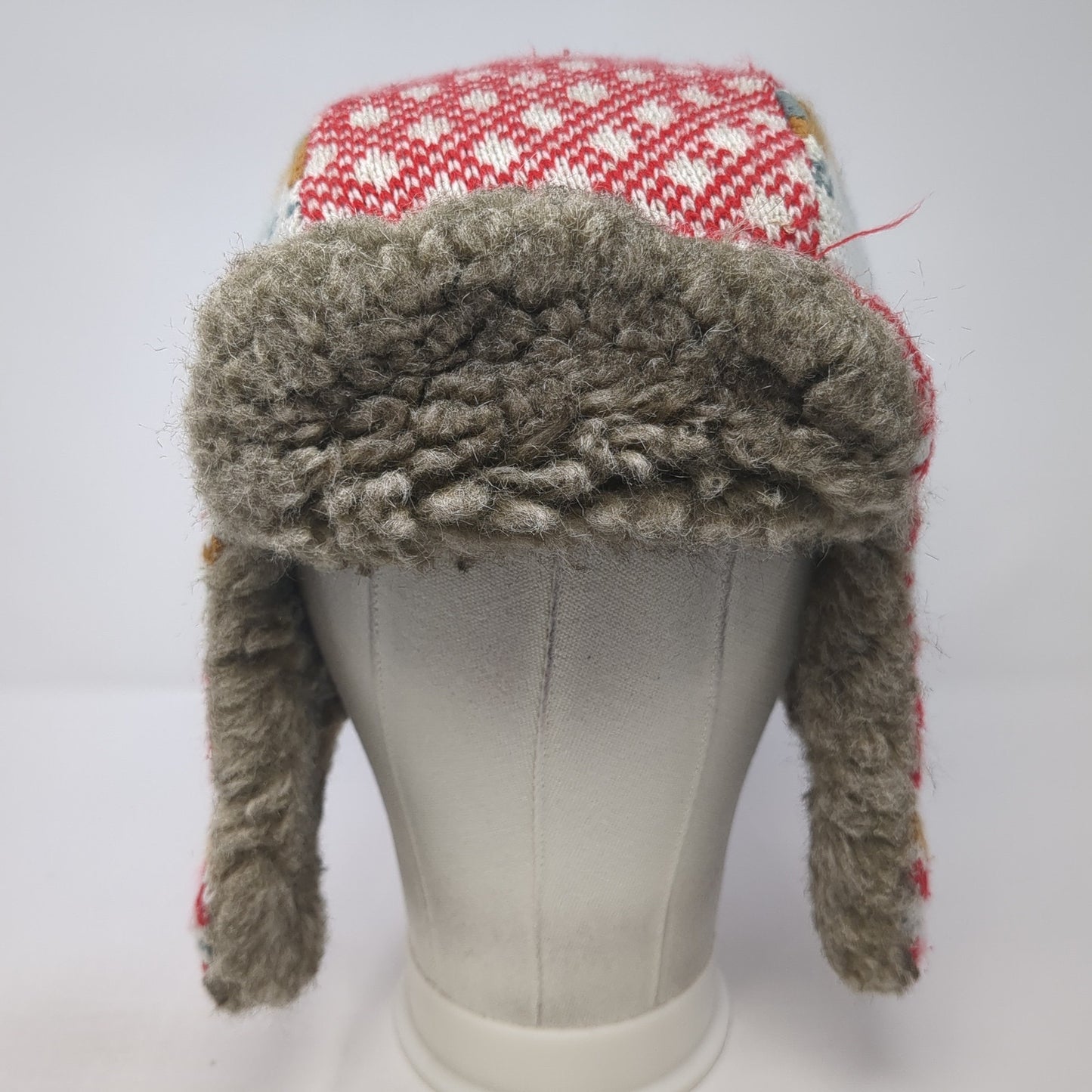 Arizona Trapper Hat Multicolor One Size Ear Flap Faux Fur Winter Fair Isle