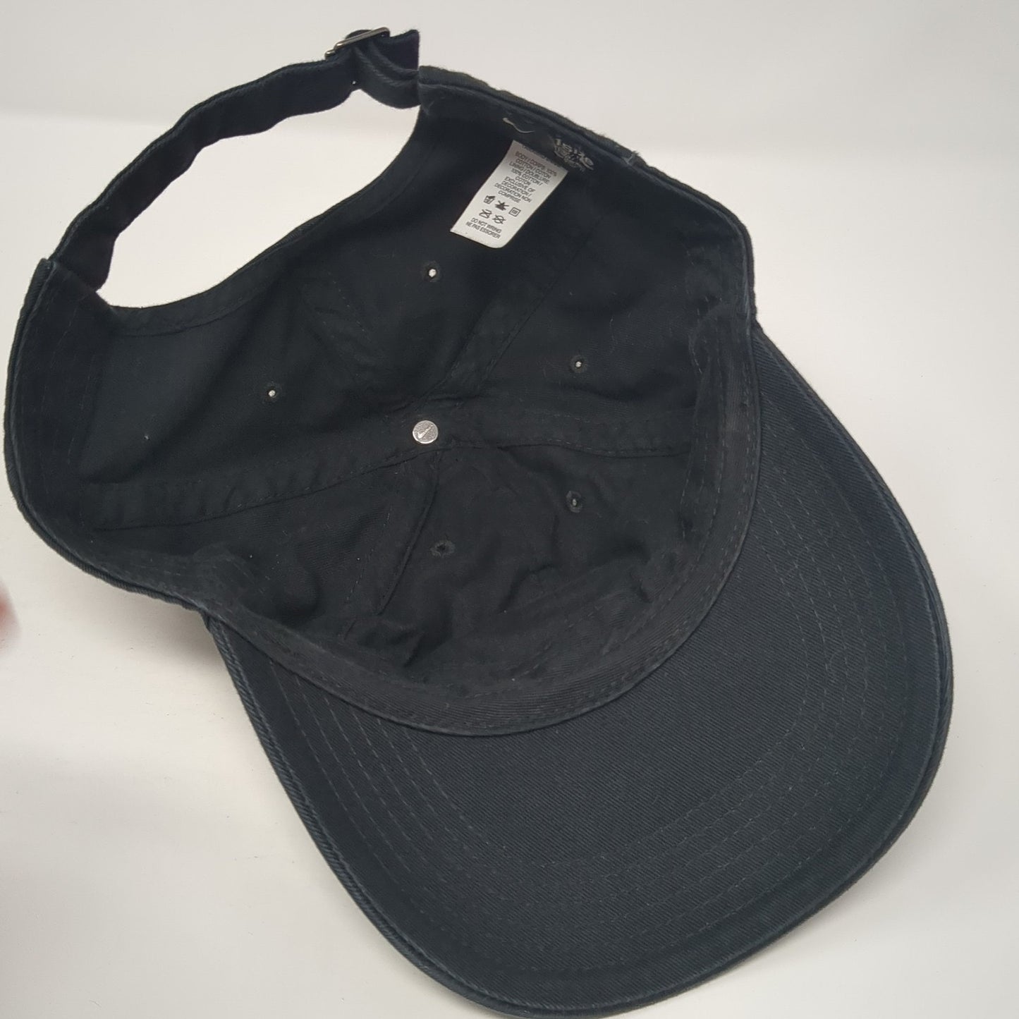Nike Swoosh Logo Slideback Hat Black One Size Embroidered Heritage86