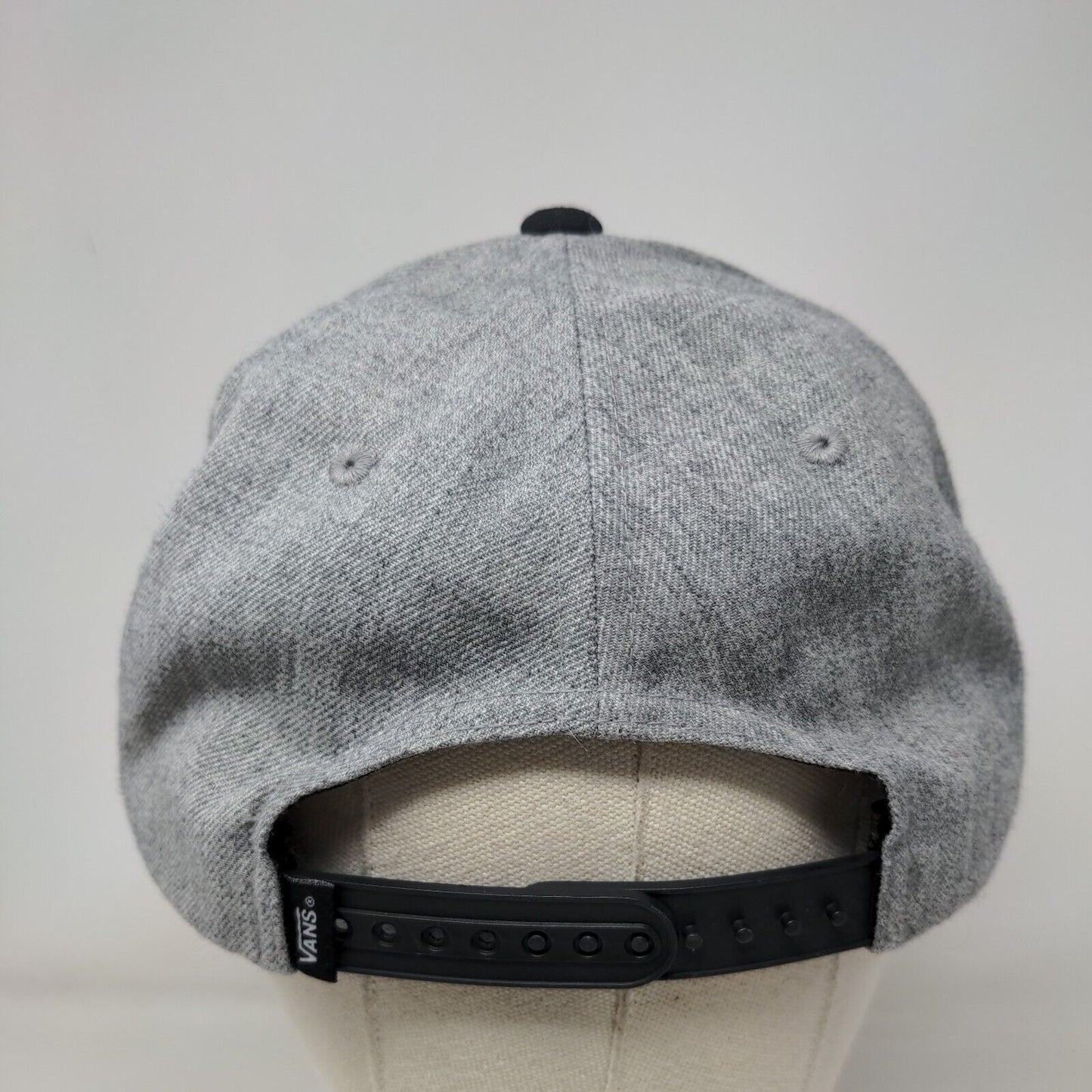 VANS Snapback Hat Gray OSFA Adjustable Embroidered Vented Holes 6 Panel
